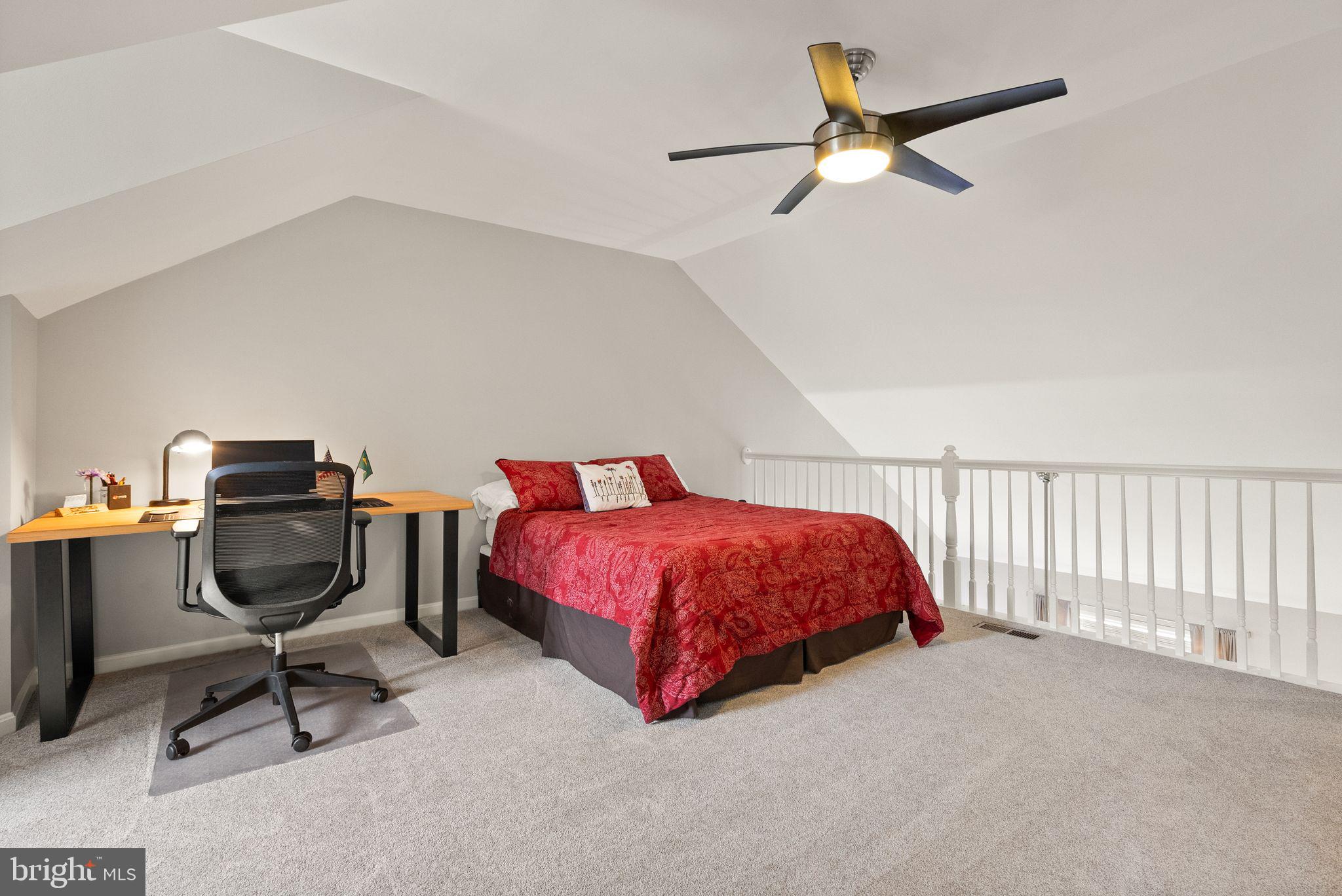 TURNBERRY MEWS - Residential
