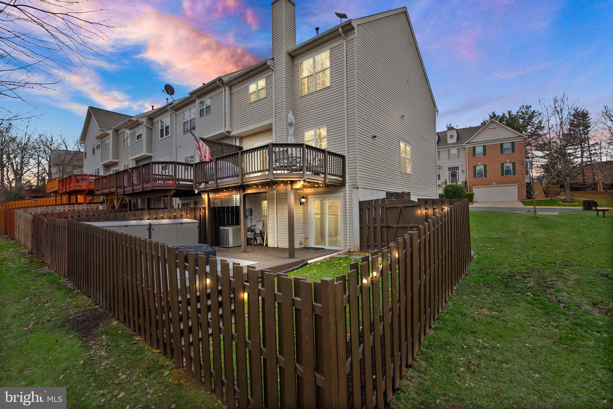 TURNBERRY MEWS - Residential