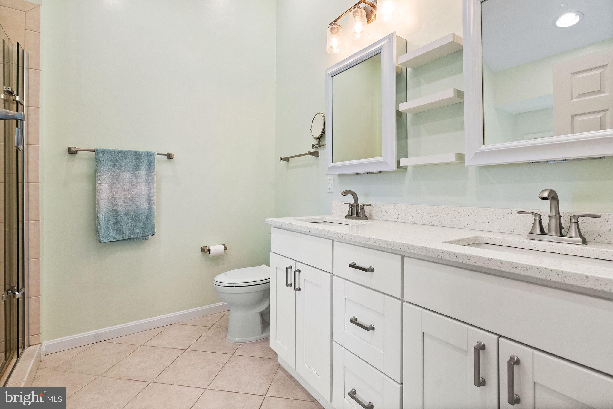 TURNBERRY MEWS - Residential