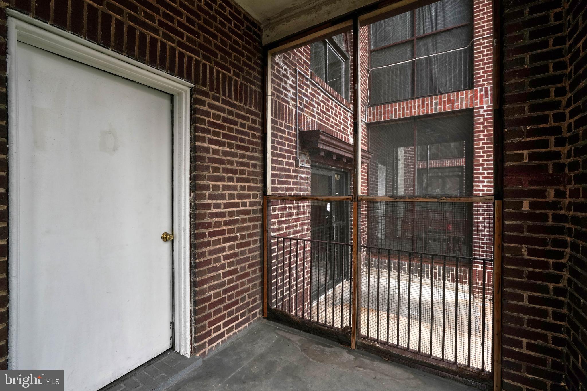 RESERVOIR HILL - Residential Income