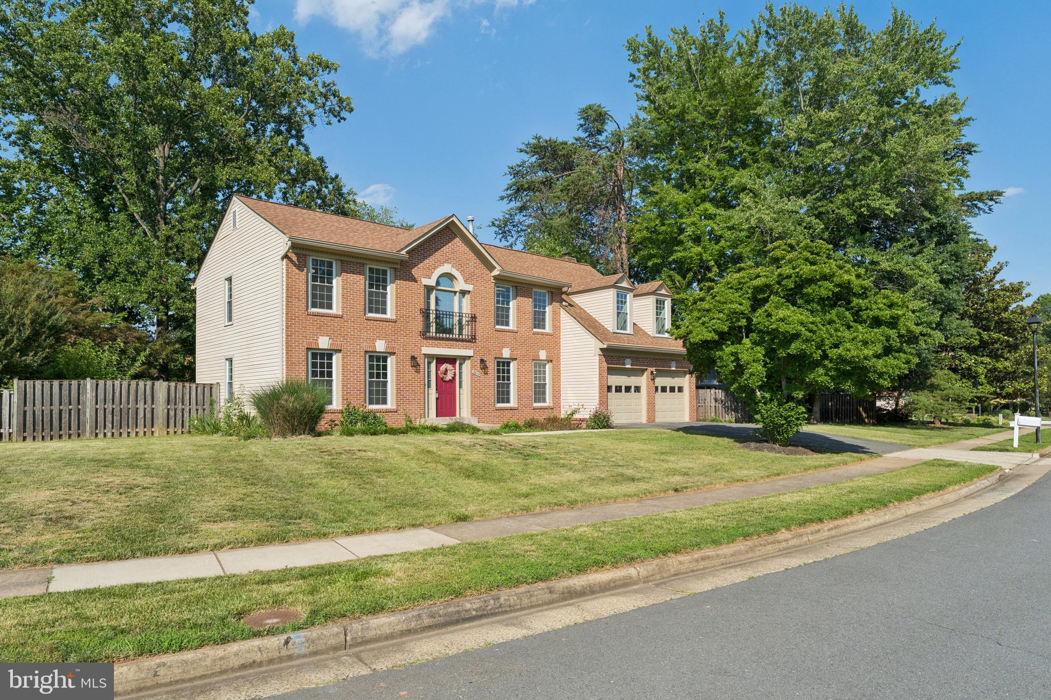 POPLAR TREE - Residential
