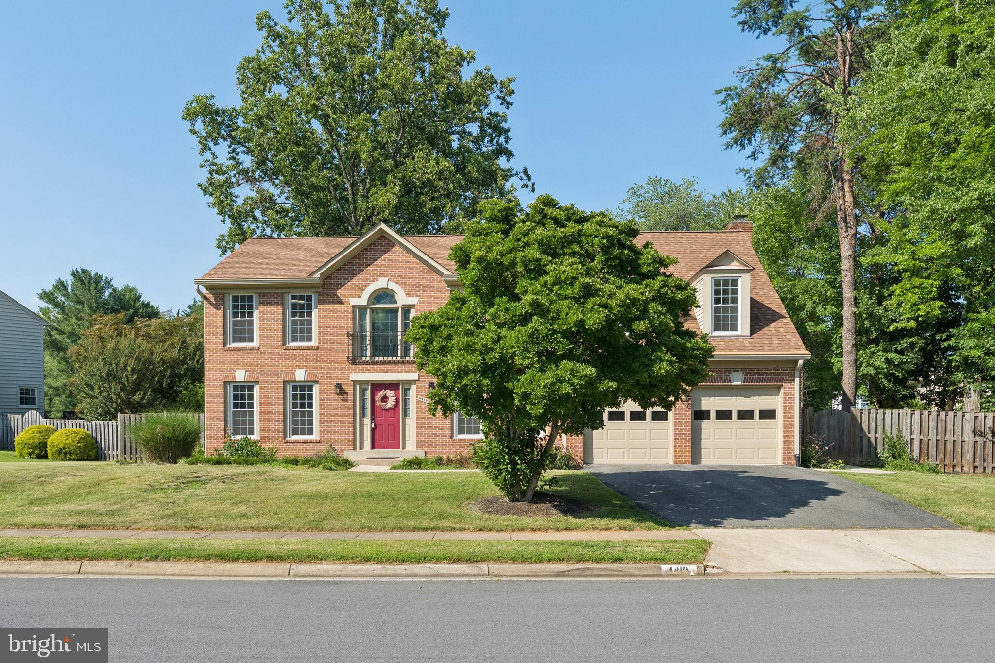 POPLAR TREE - Residential