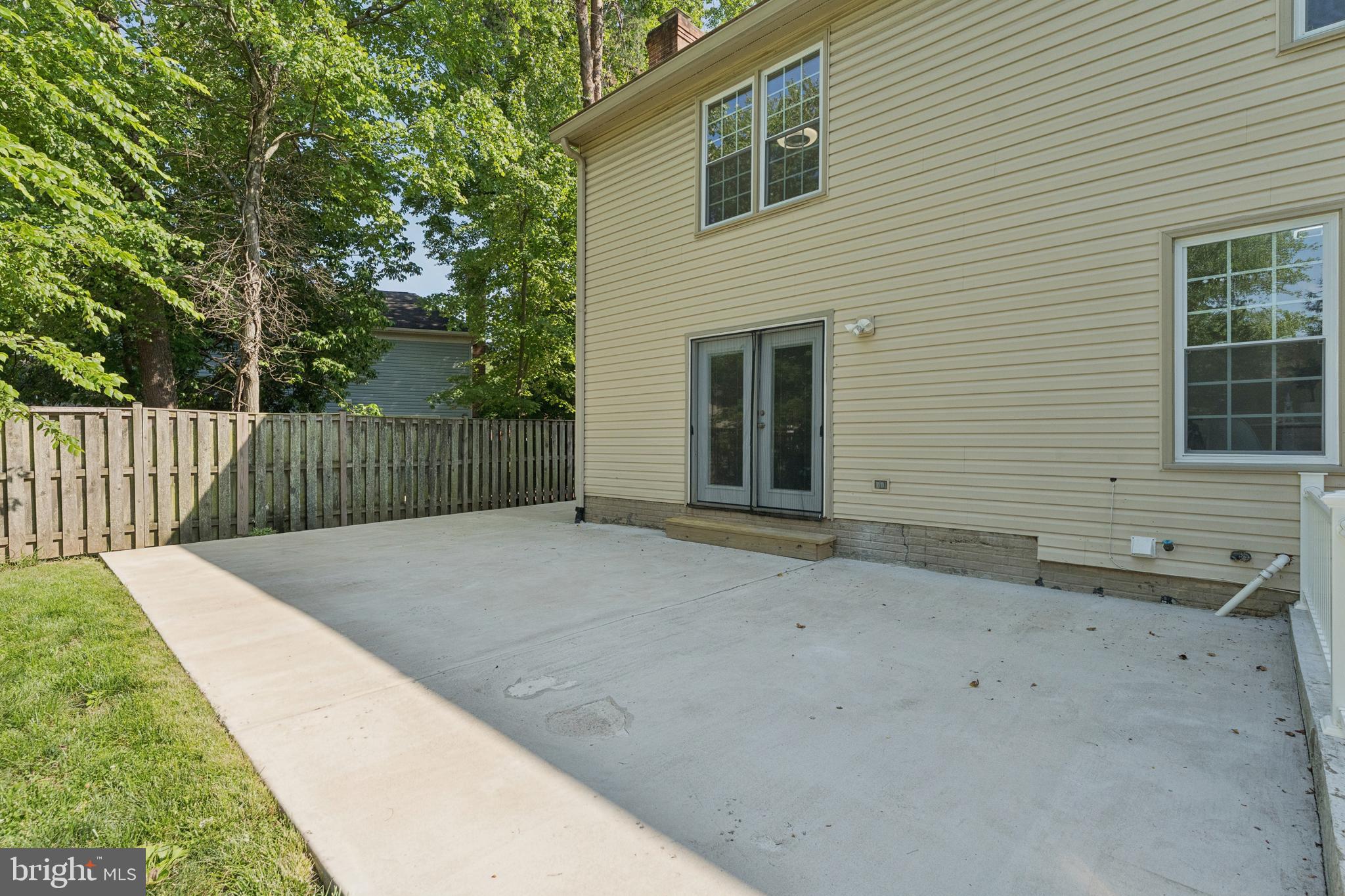 POPLAR TREE - Residential