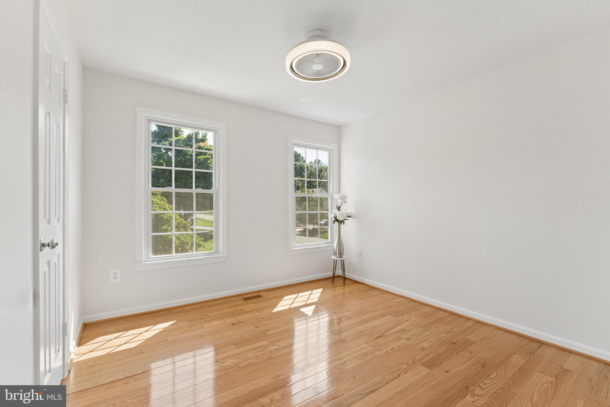 POPLAR TREE - Residential