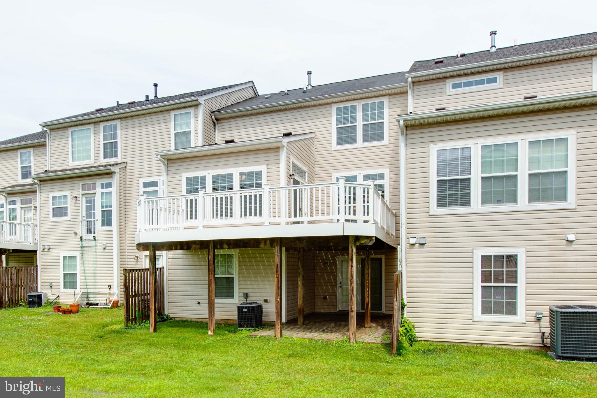 VILLAGES OF DORCHESTER - Residential Lease