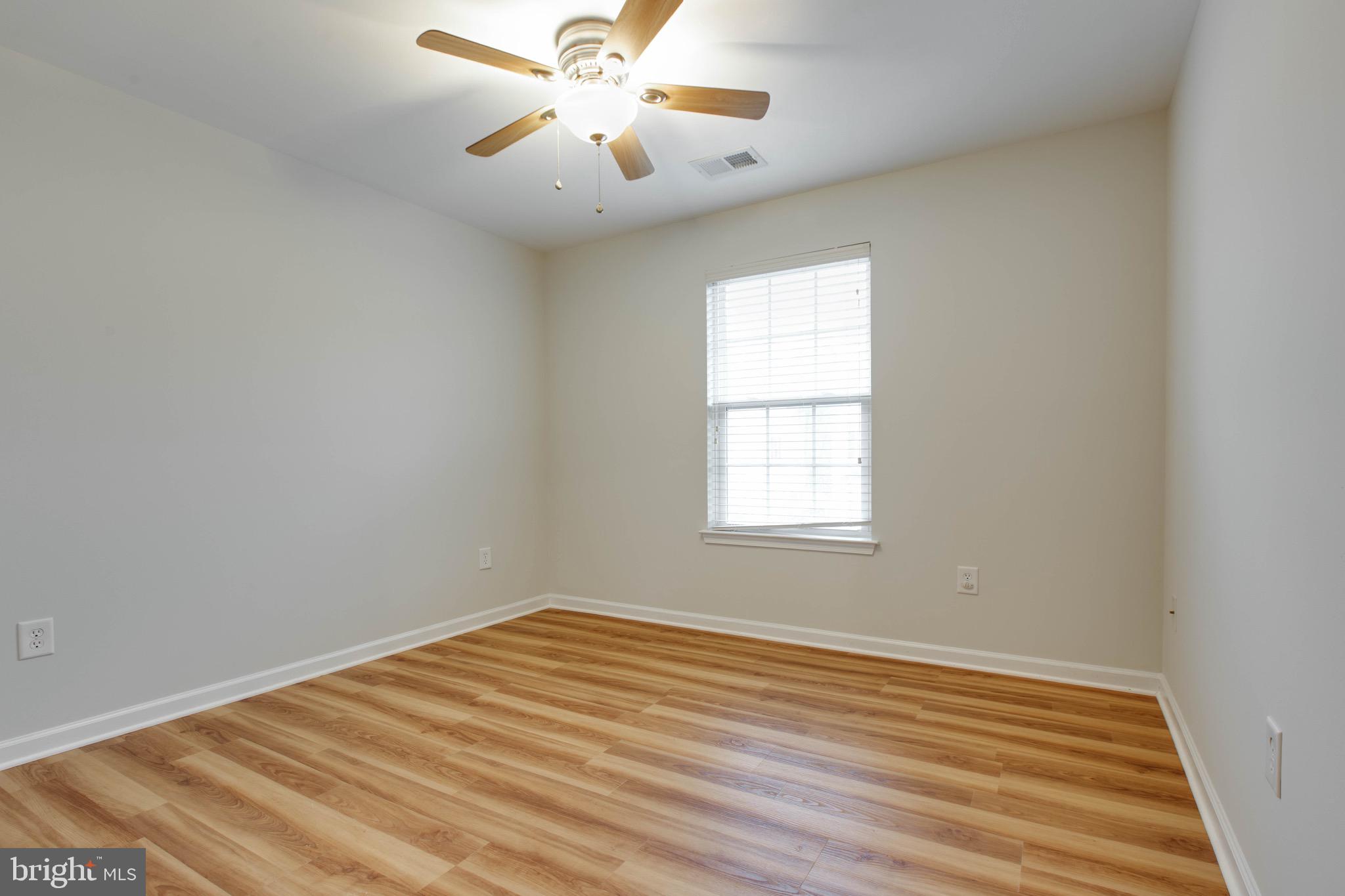 VILLAGES OF DORCHESTER - Residential Lease