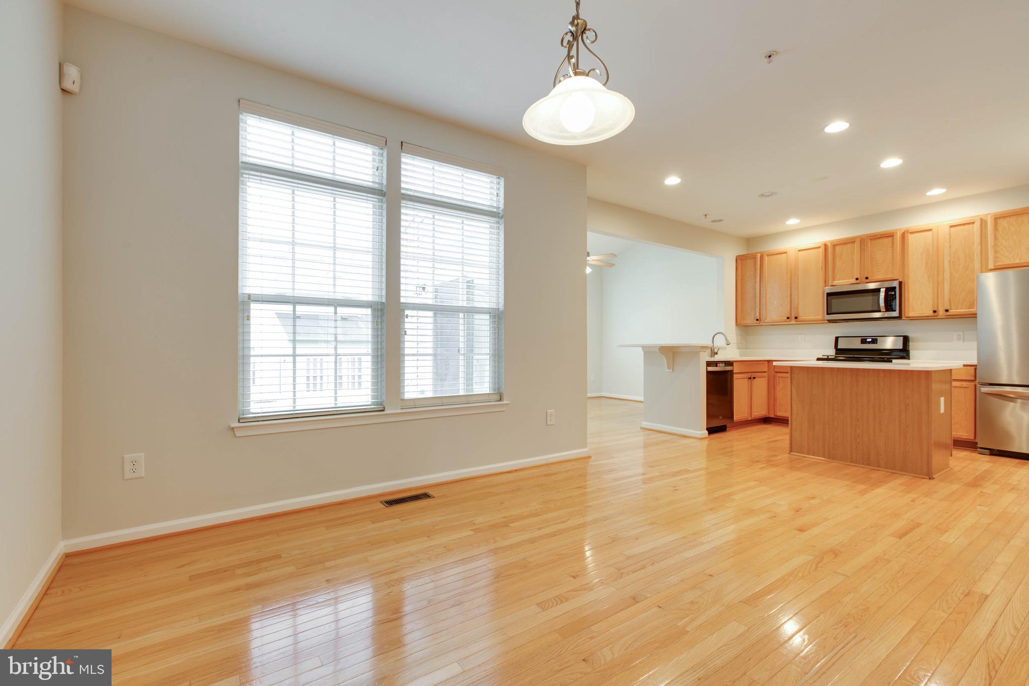 VILLAGES OF DORCHESTER - Residential Lease