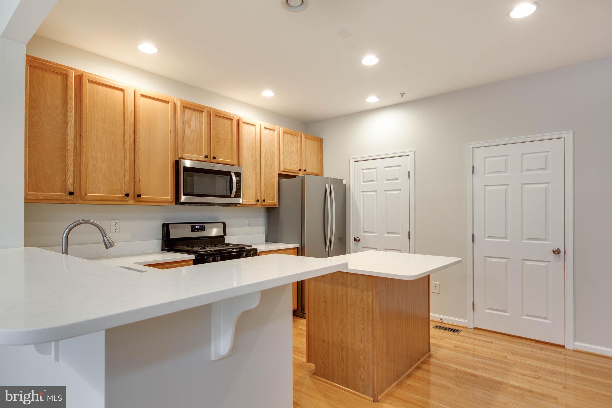 VILLAGES OF DORCHESTER - Residential Lease