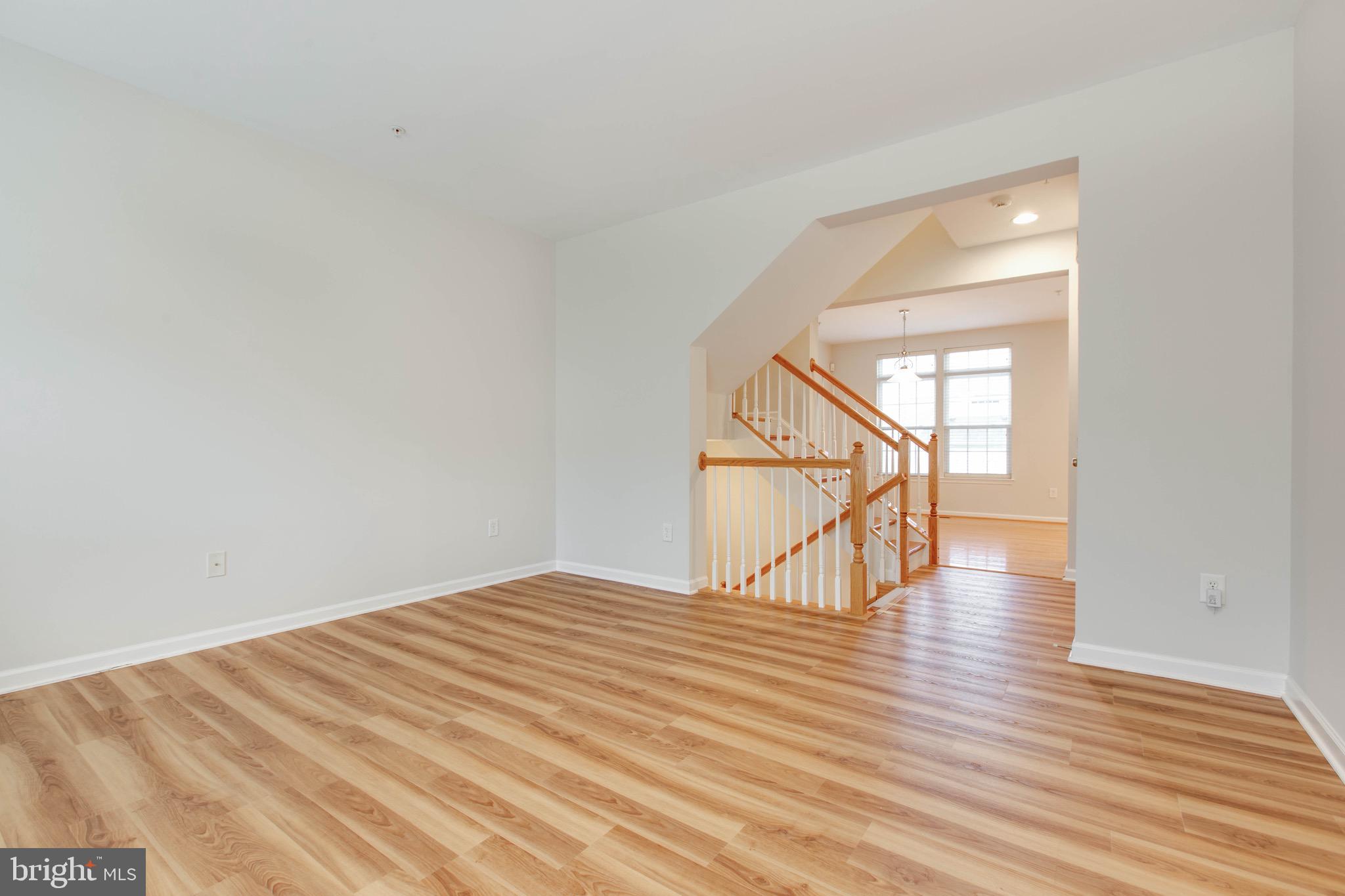 VILLAGES OF DORCHESTER - Residential Lease