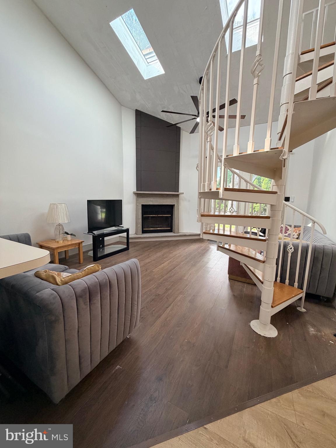 BEAVER BROOK CREST - Residential