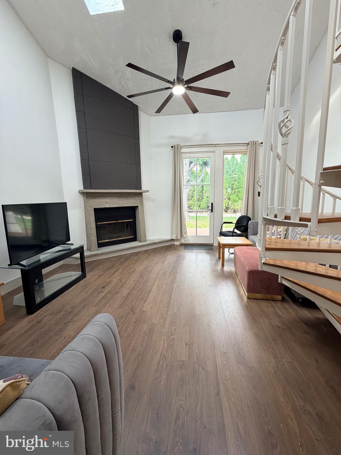 BEAVER BROOK CREST - Residential