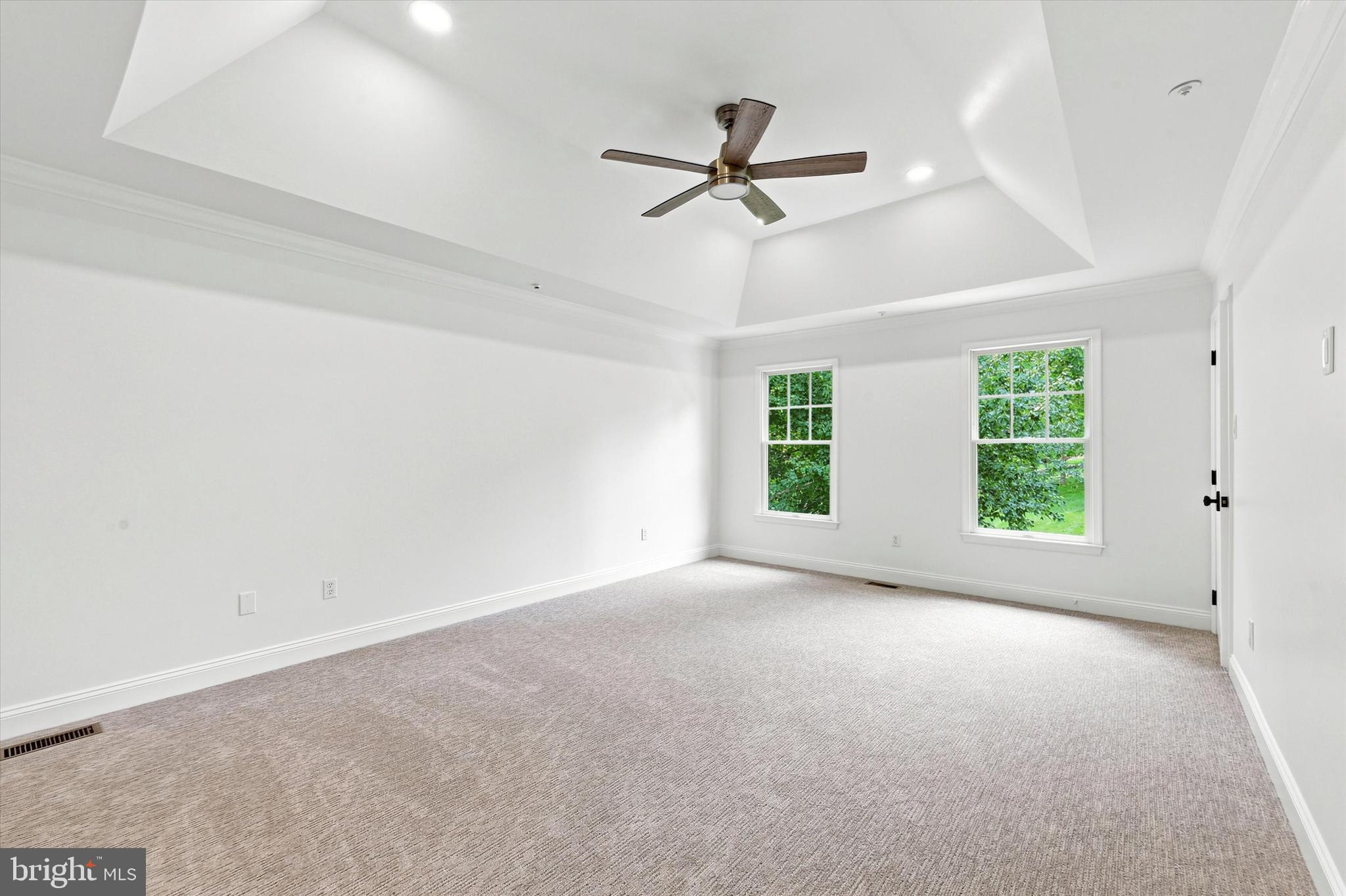 SPRINGTON PT ESTS - Residential