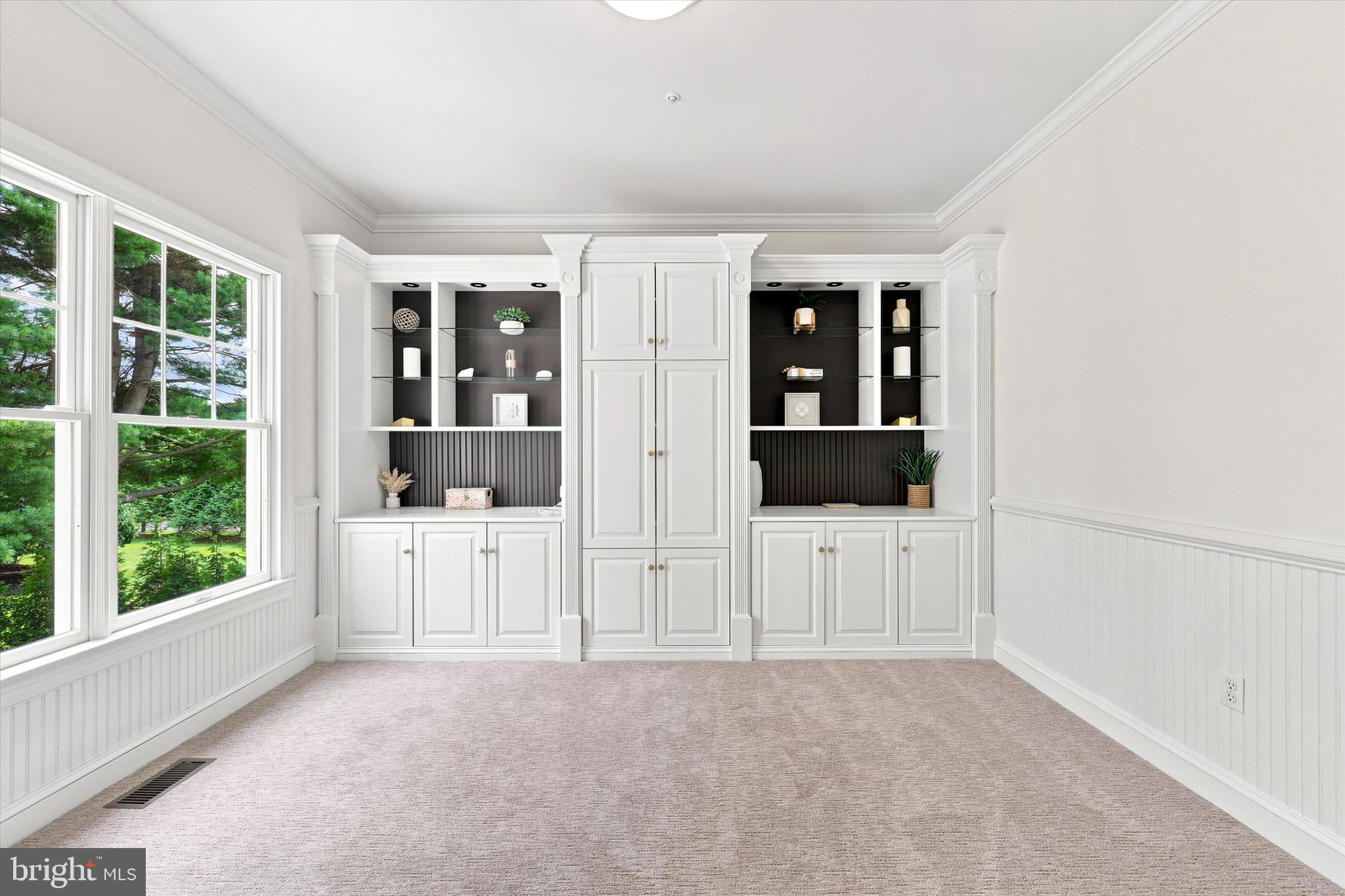 SPRINGTON PT ESTS - Residential