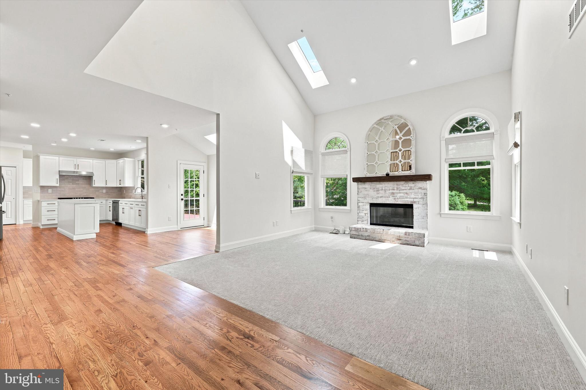 SPRINGTON PT ESTS - Residential