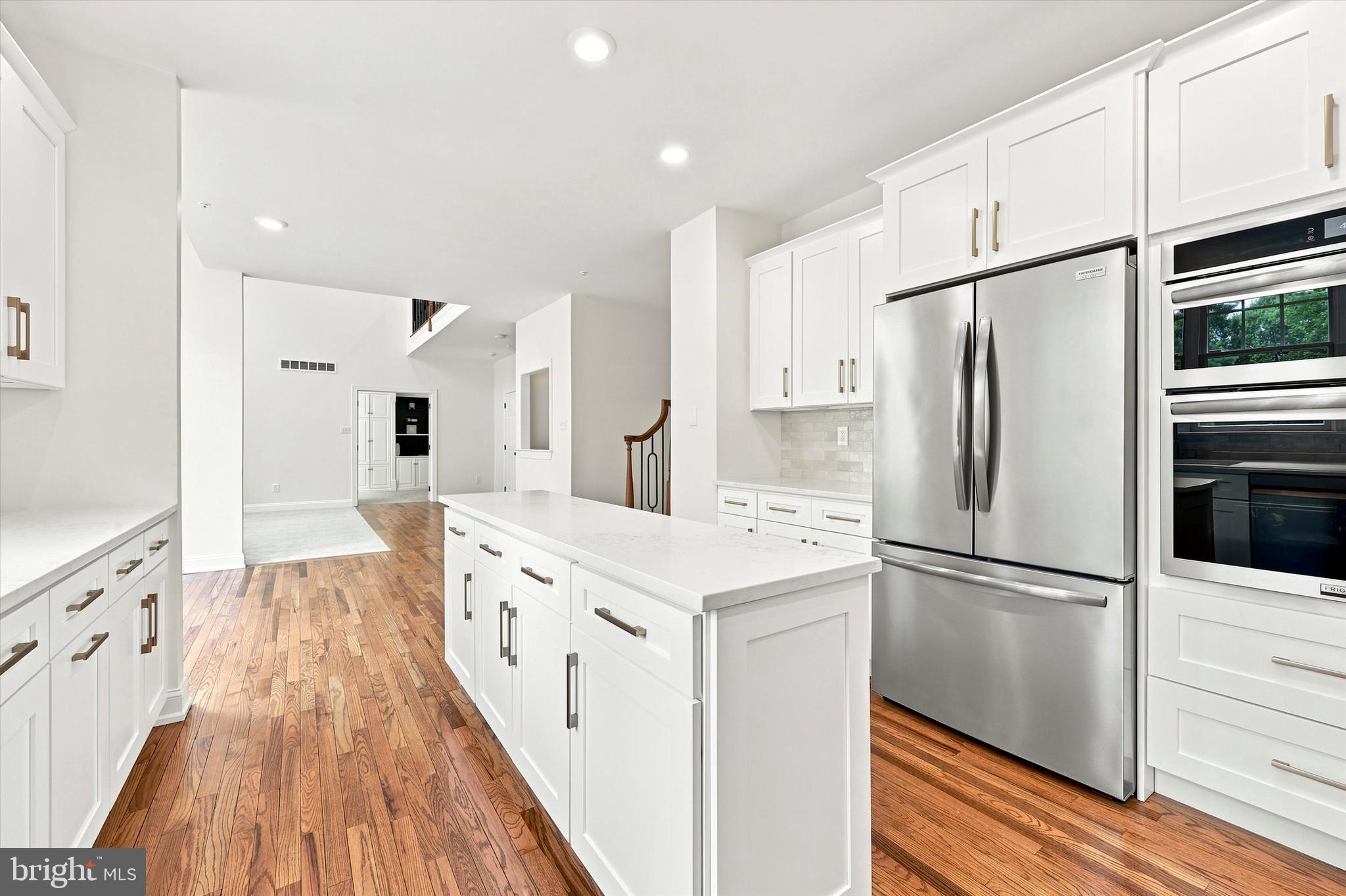 SPRINGTON PT ESTS - Residential