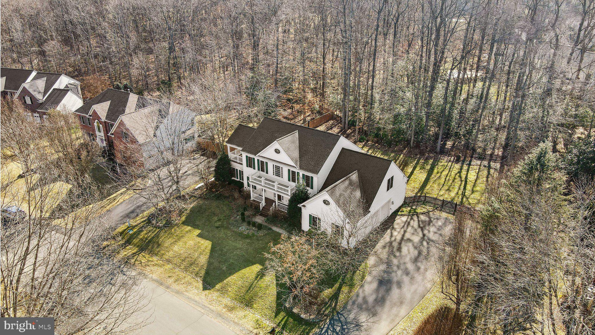 MEADOWBROOK WOODS - Residential