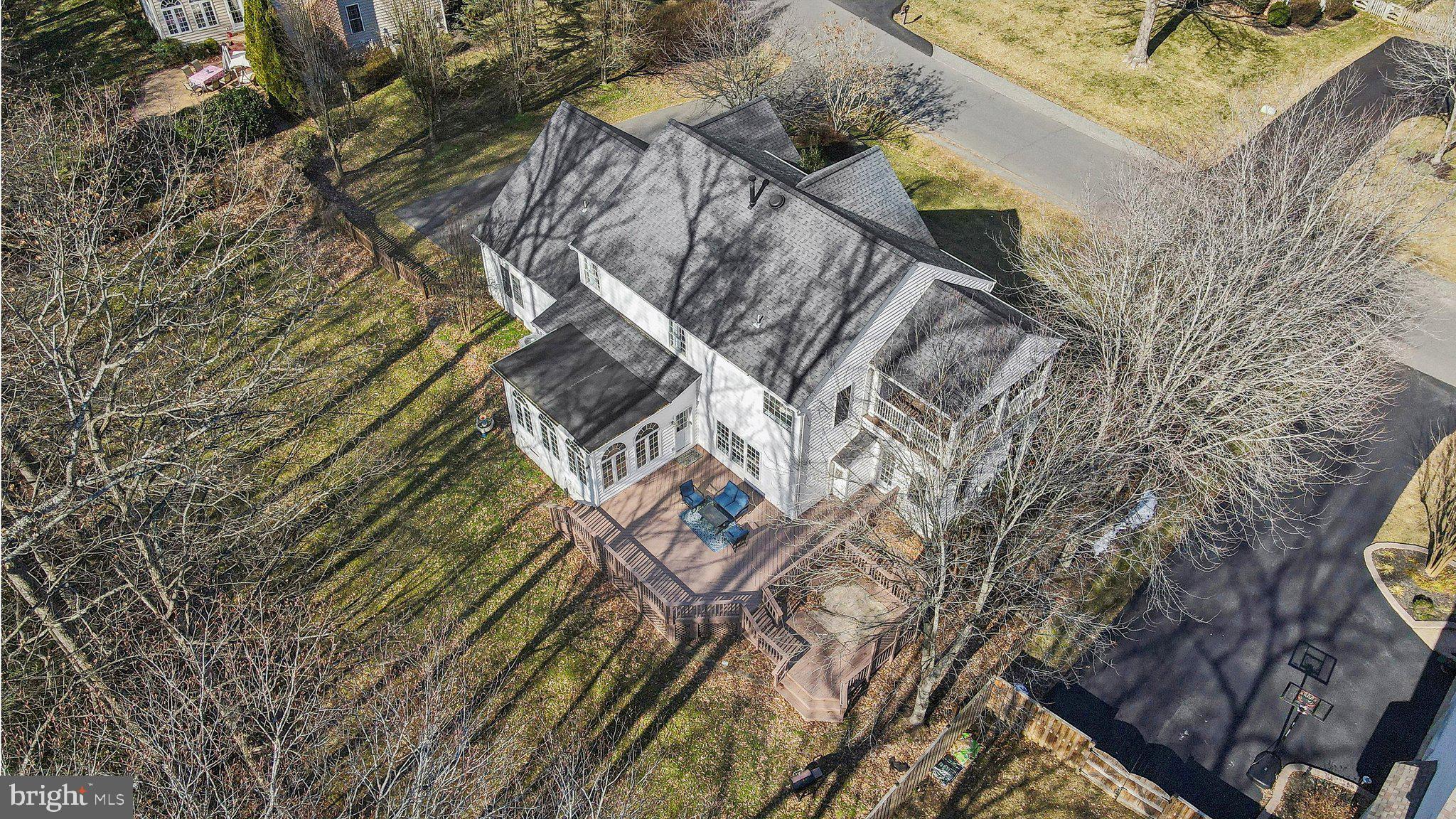 MEADOWBROOK WOODS - Residential