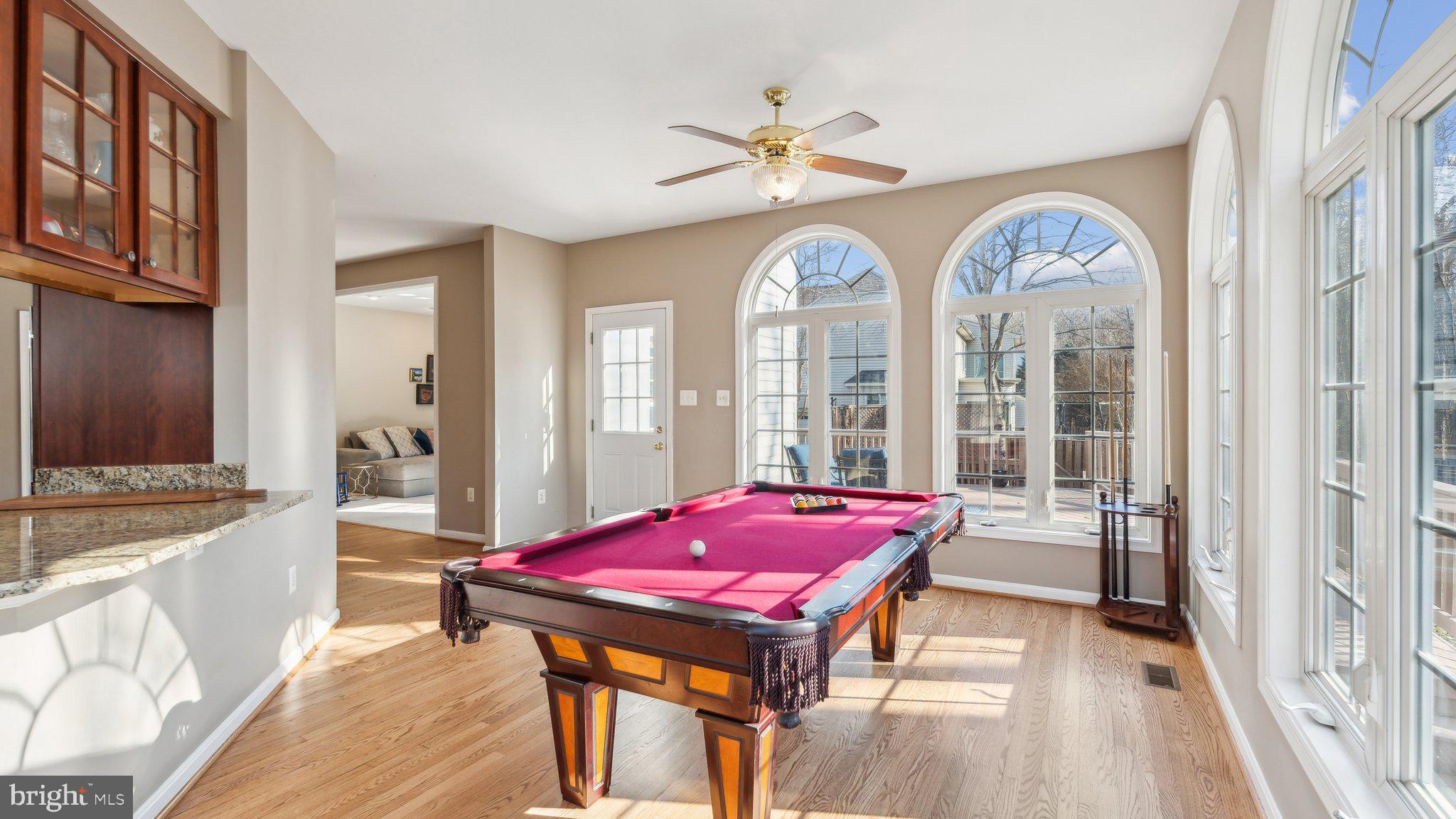 MEADOWBROOK WOODS - Residential