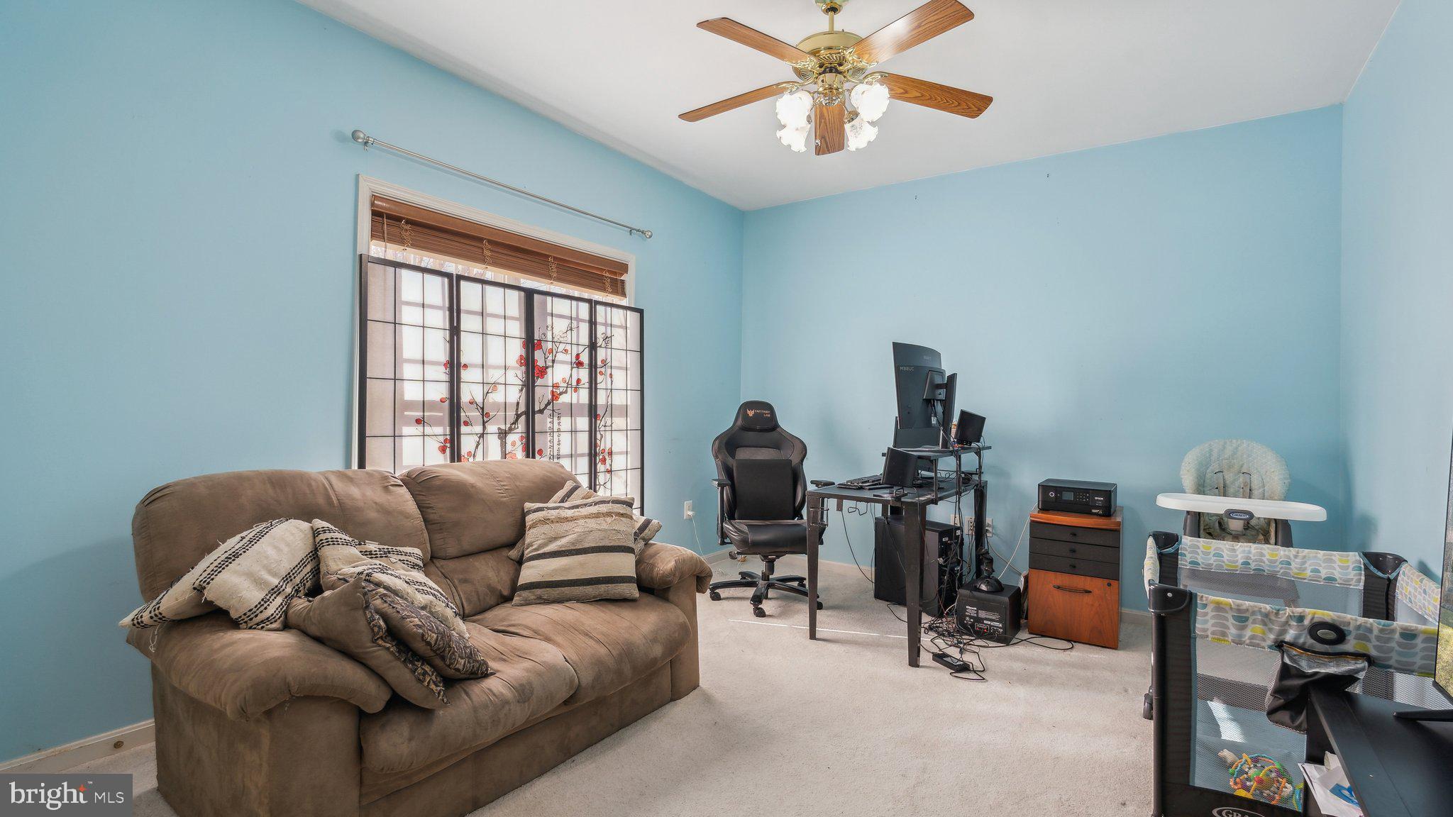 MEADOWBROOK WOODS - Residential
