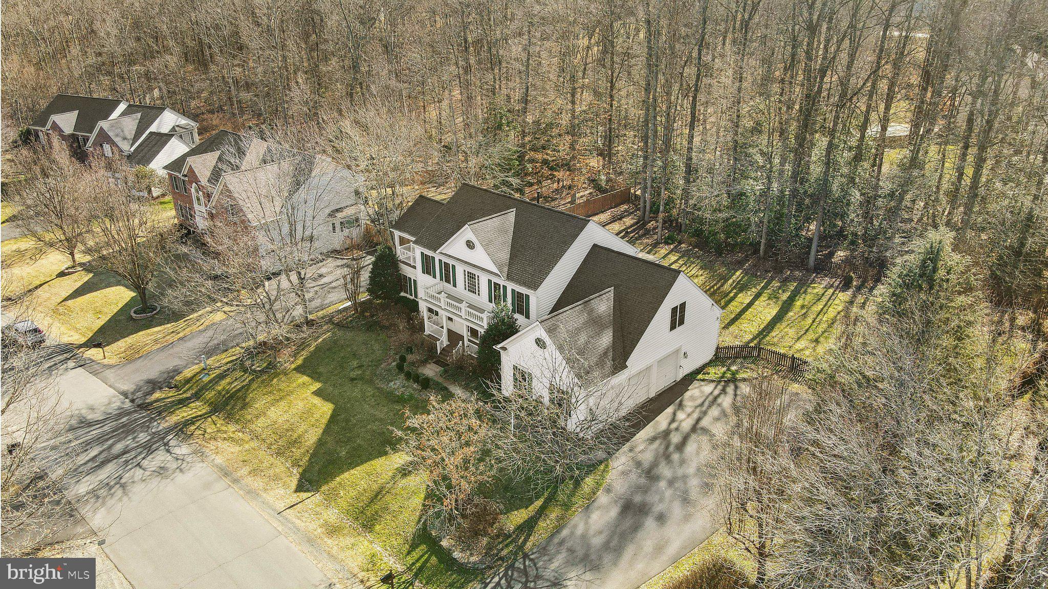 MEADOWBROOK WOODS - Residential