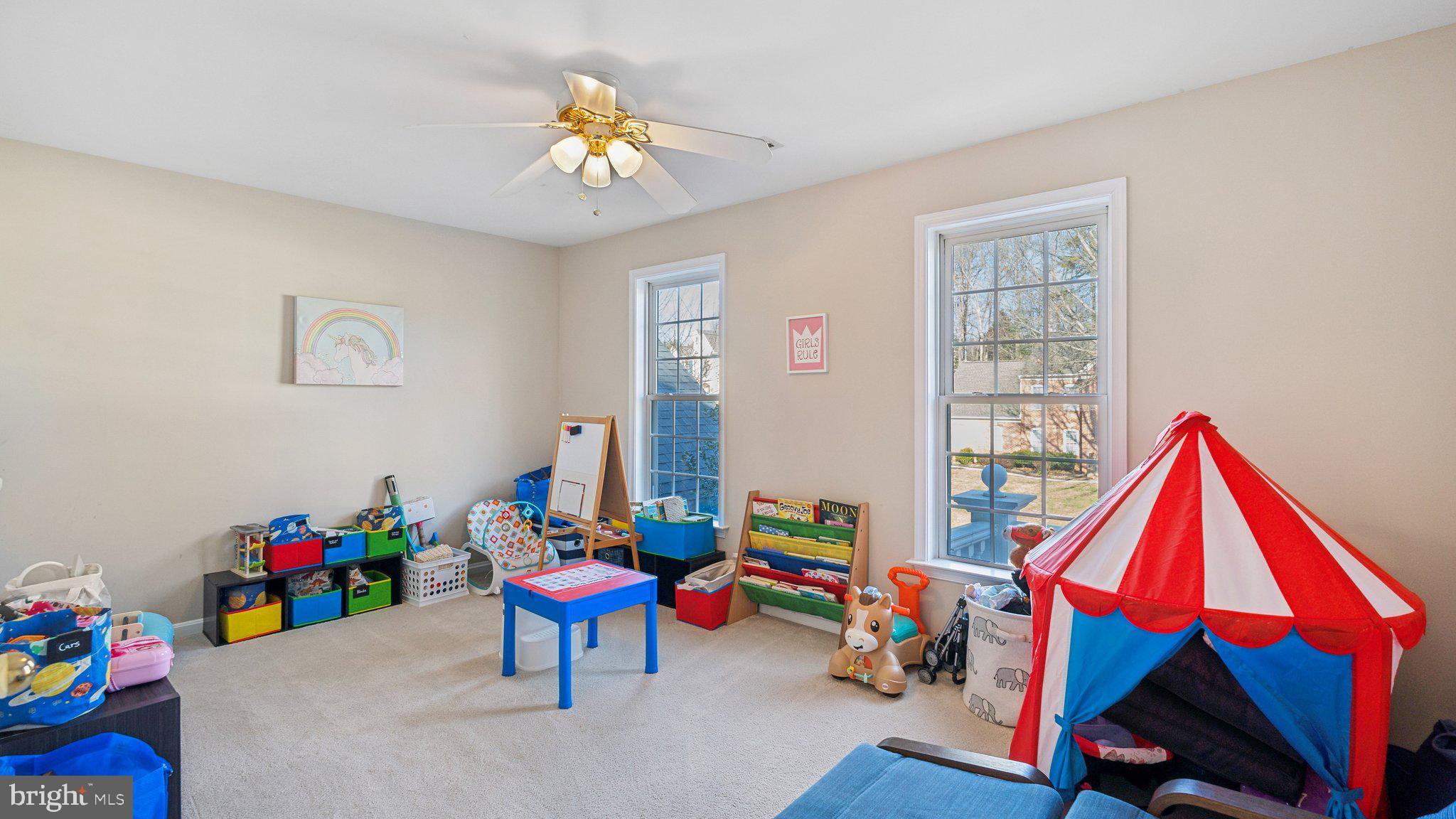 MEADOWBROOK WOODS - Residential