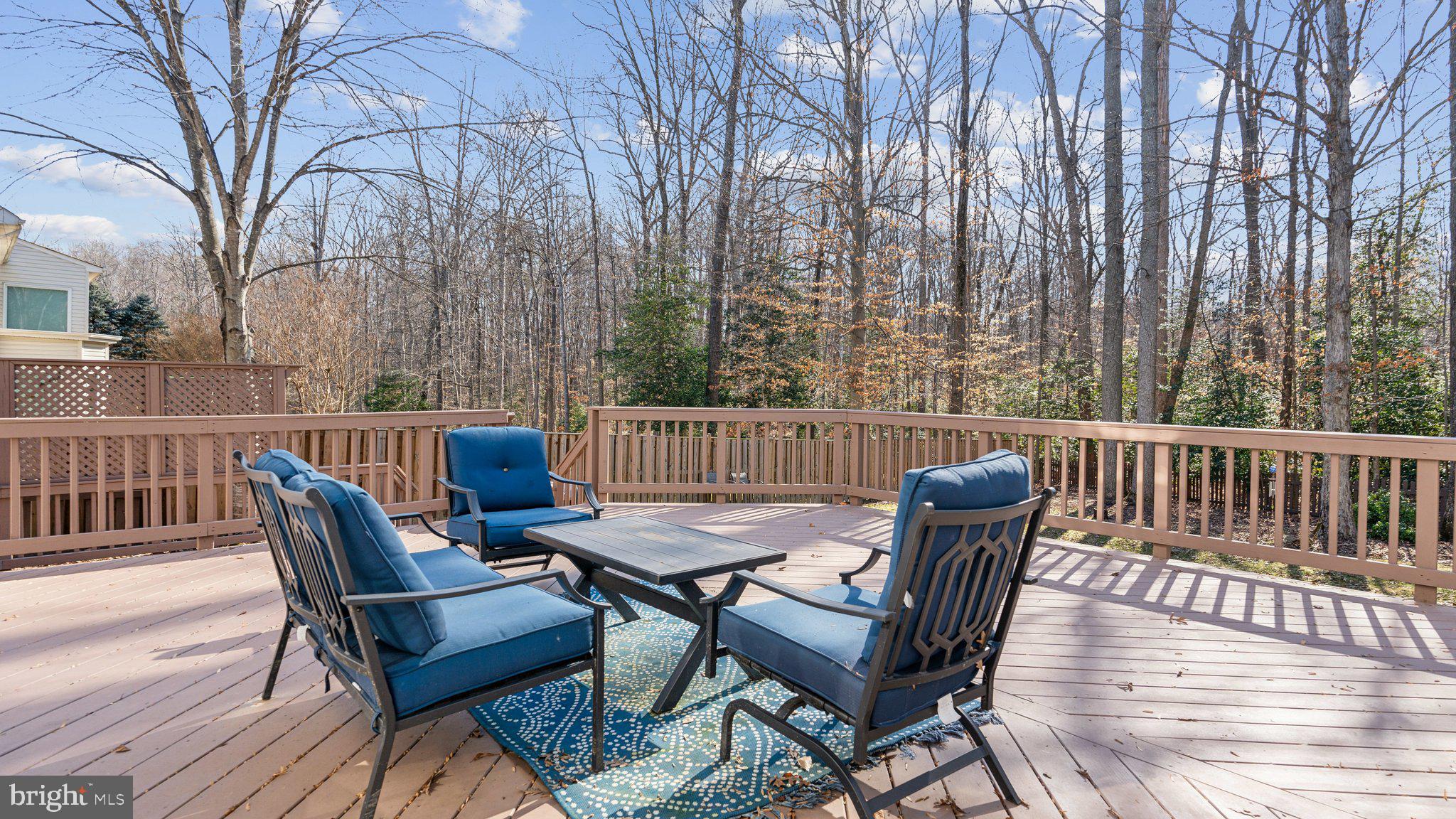 MEADOWBROOK WOODS - Residential