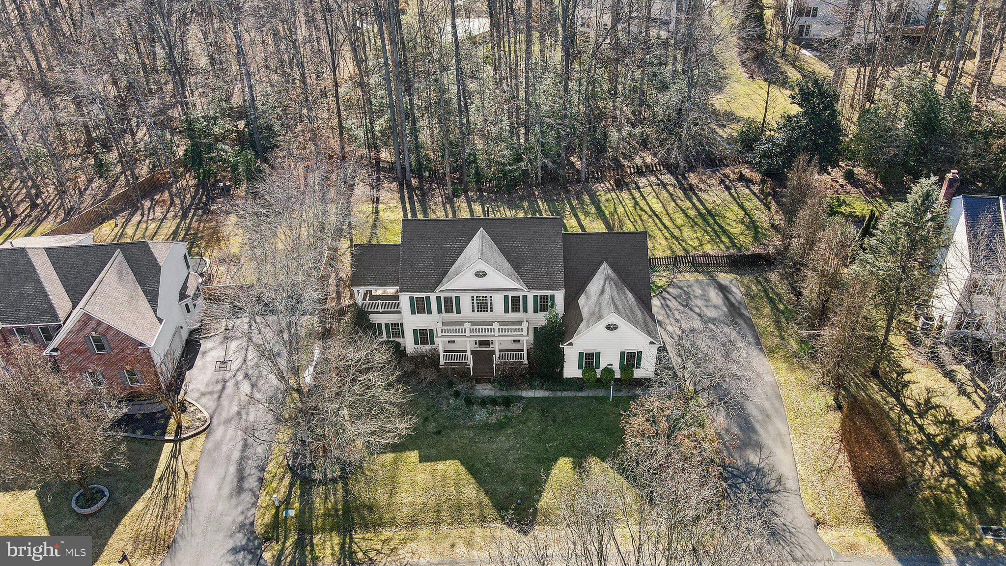 MEADOWBROOK WOODS - Residential