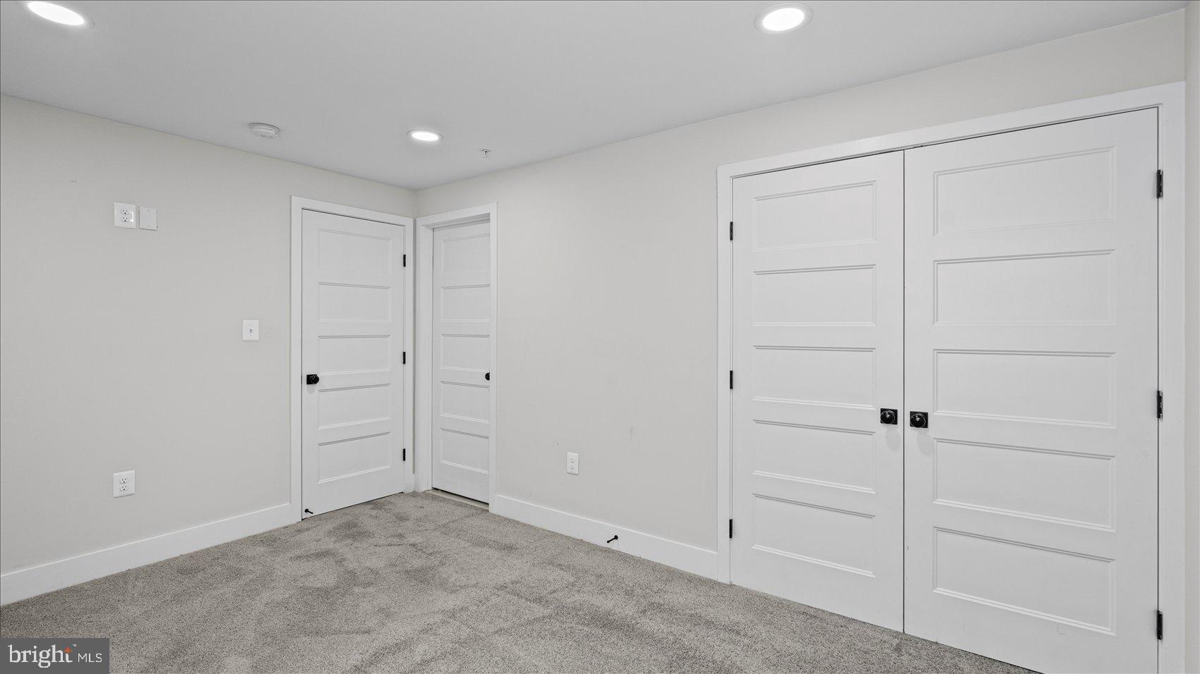 PARKVILLE HEIGHTS - Residential