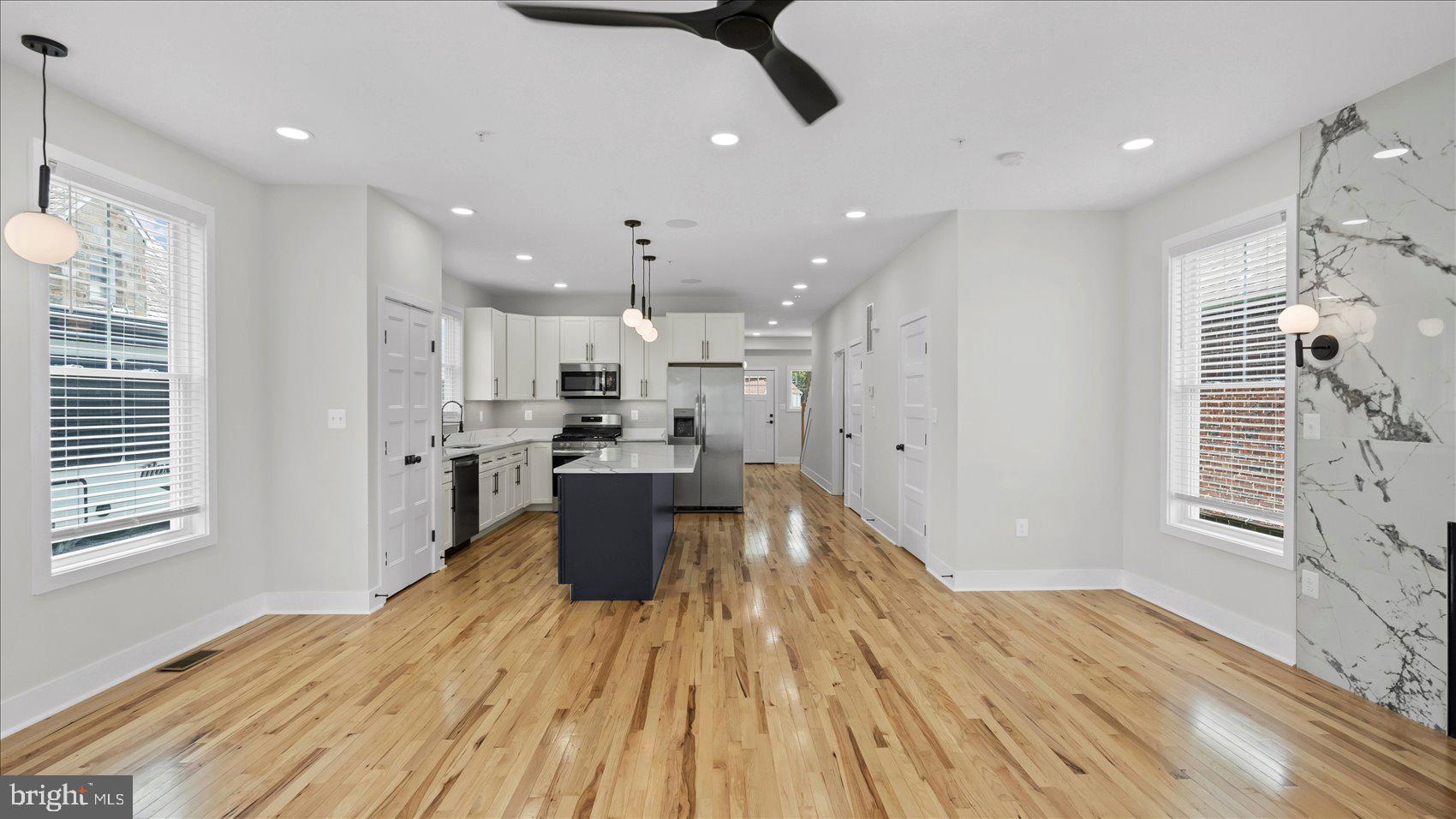 PARKVILLE HEIGHTS - Residential
