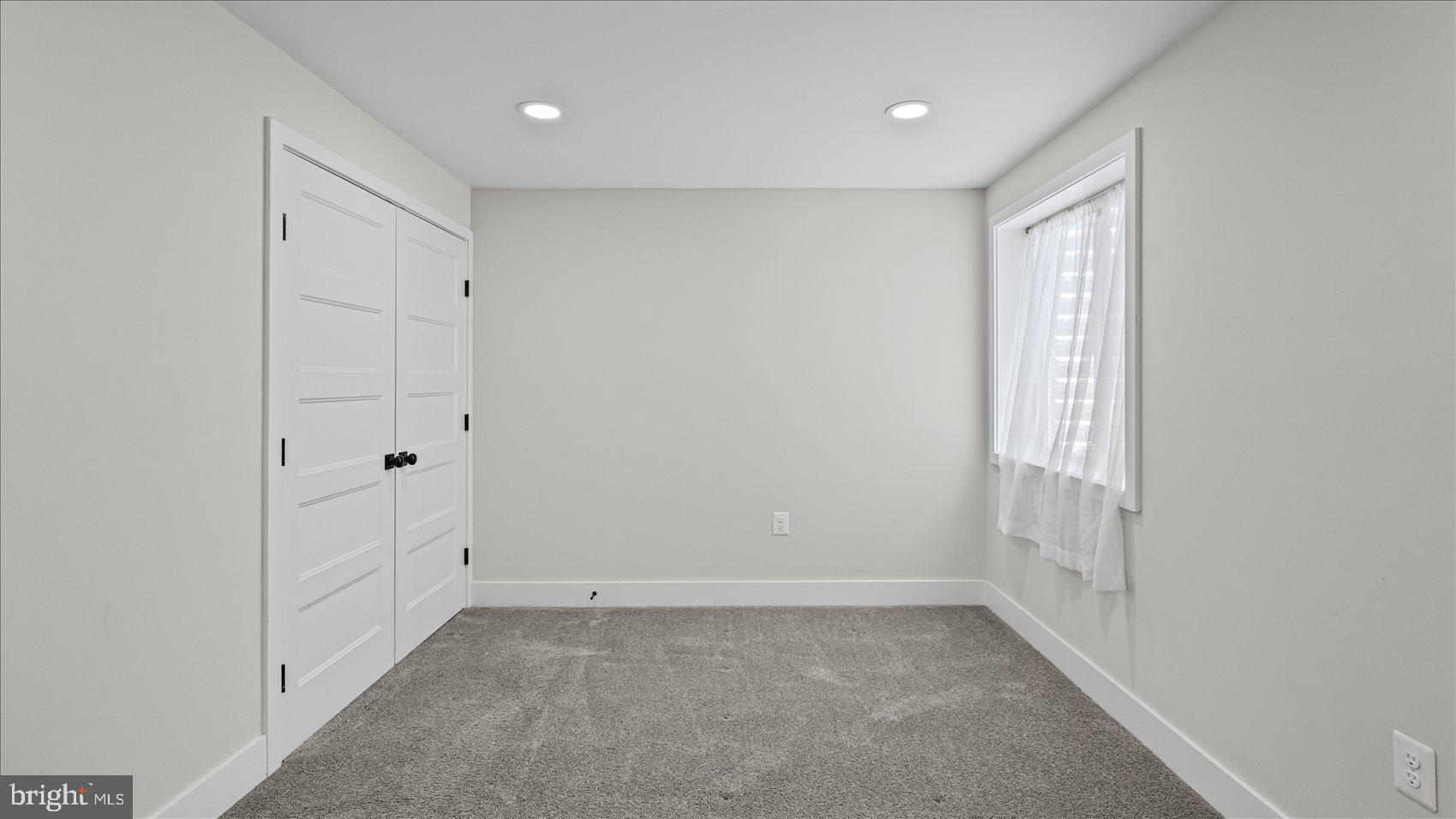 PARKVILLE HEIGHTS - Residential