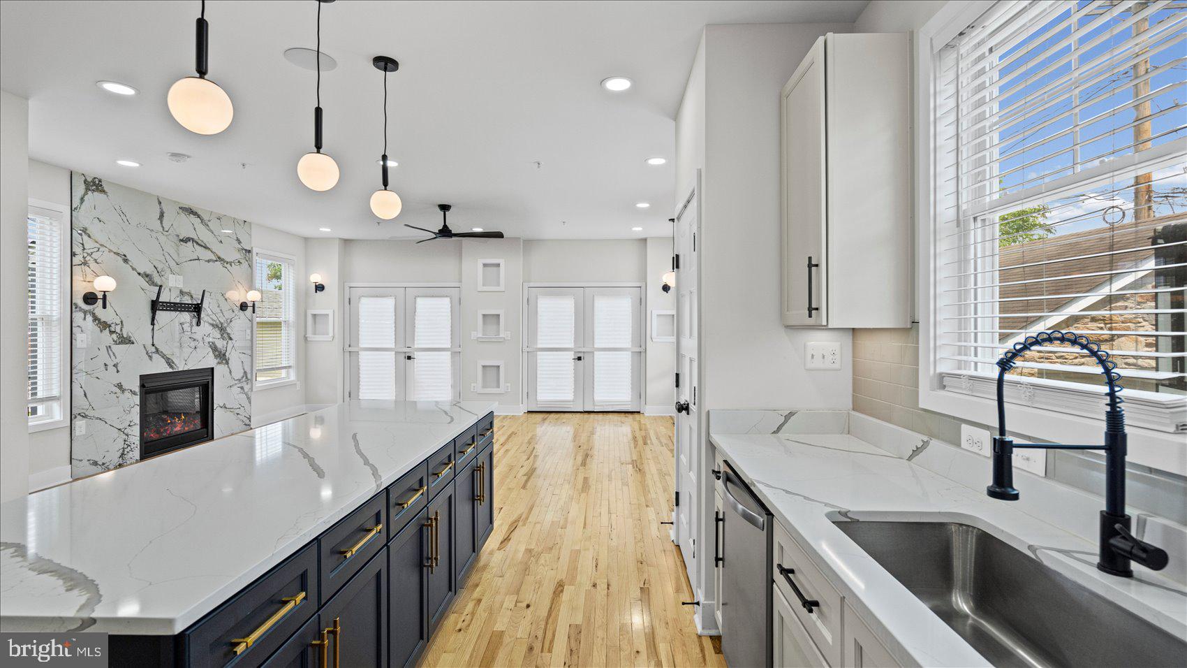 PARKVILLE HEIGHTS - Residential