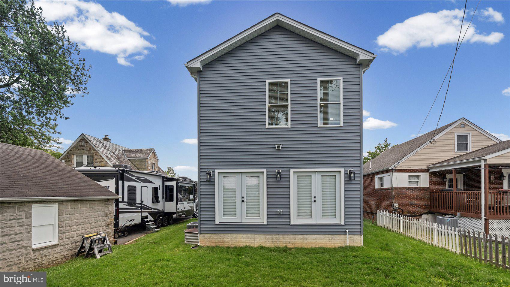 PARKVILLE HEIGHTS - Residential