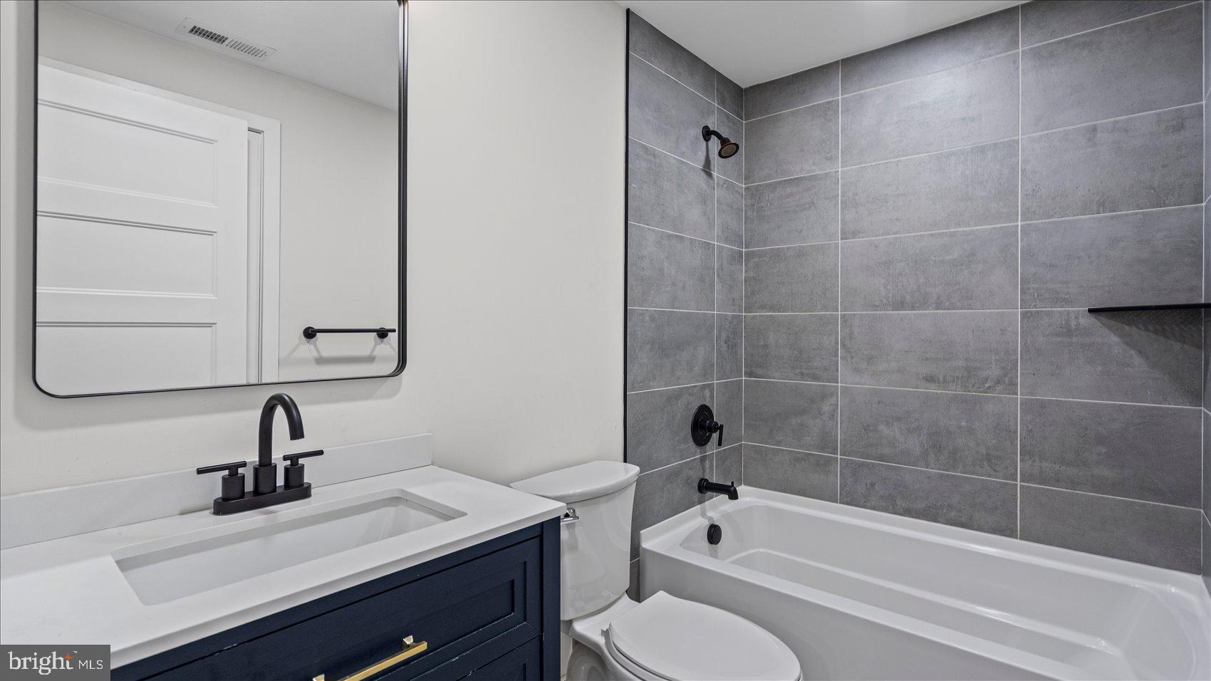PARKVILLE HEIGHTS - Residential