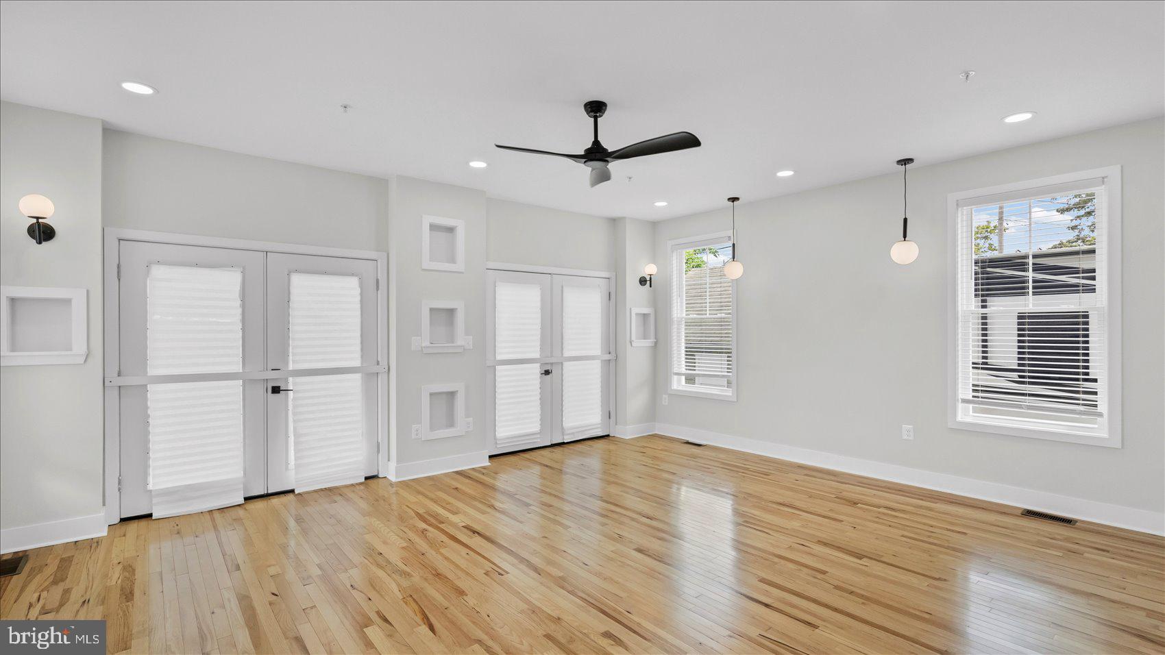 PARKVILLE HEIGHTS - Residential
