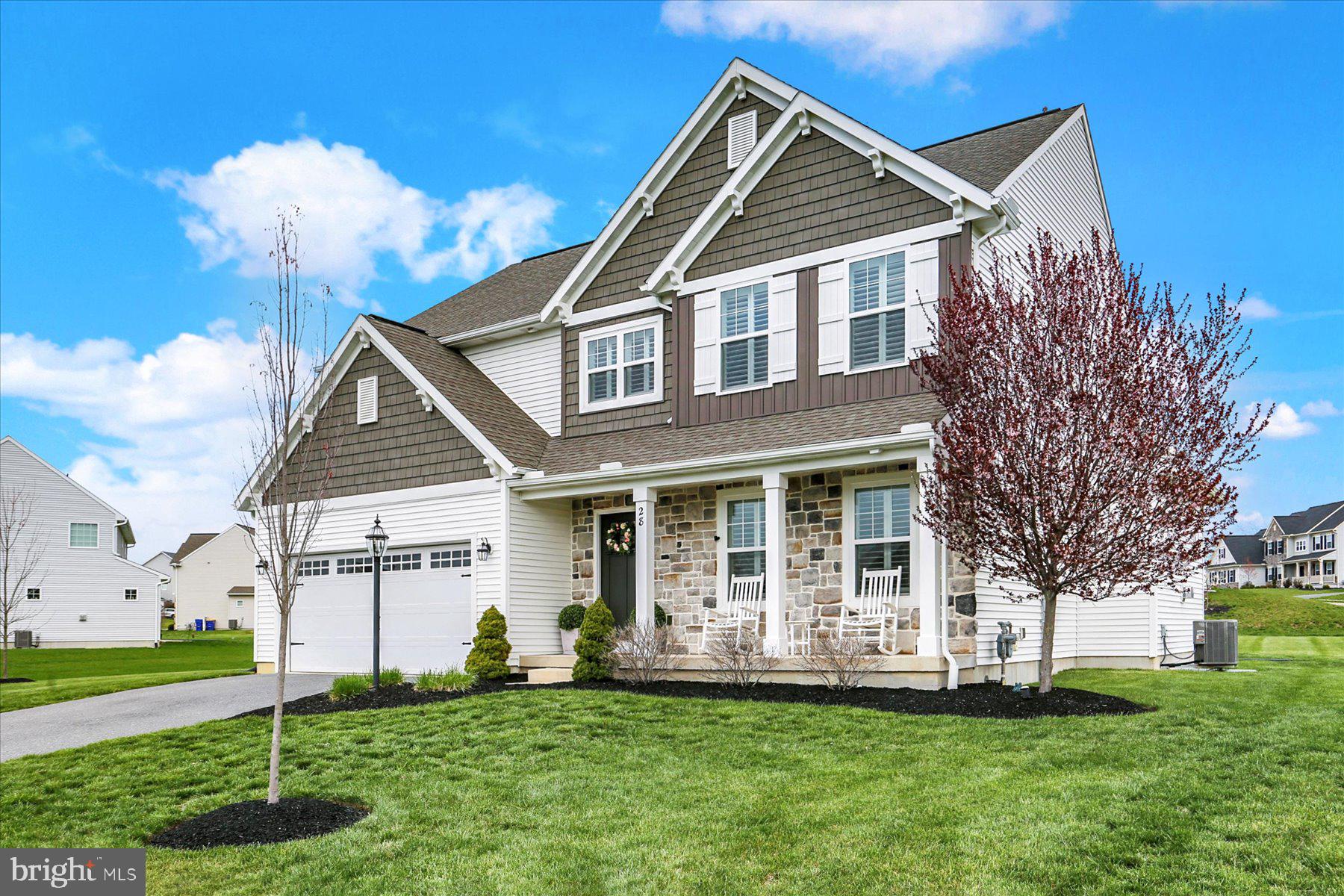 MEADOWBROOK FARMS - Residential