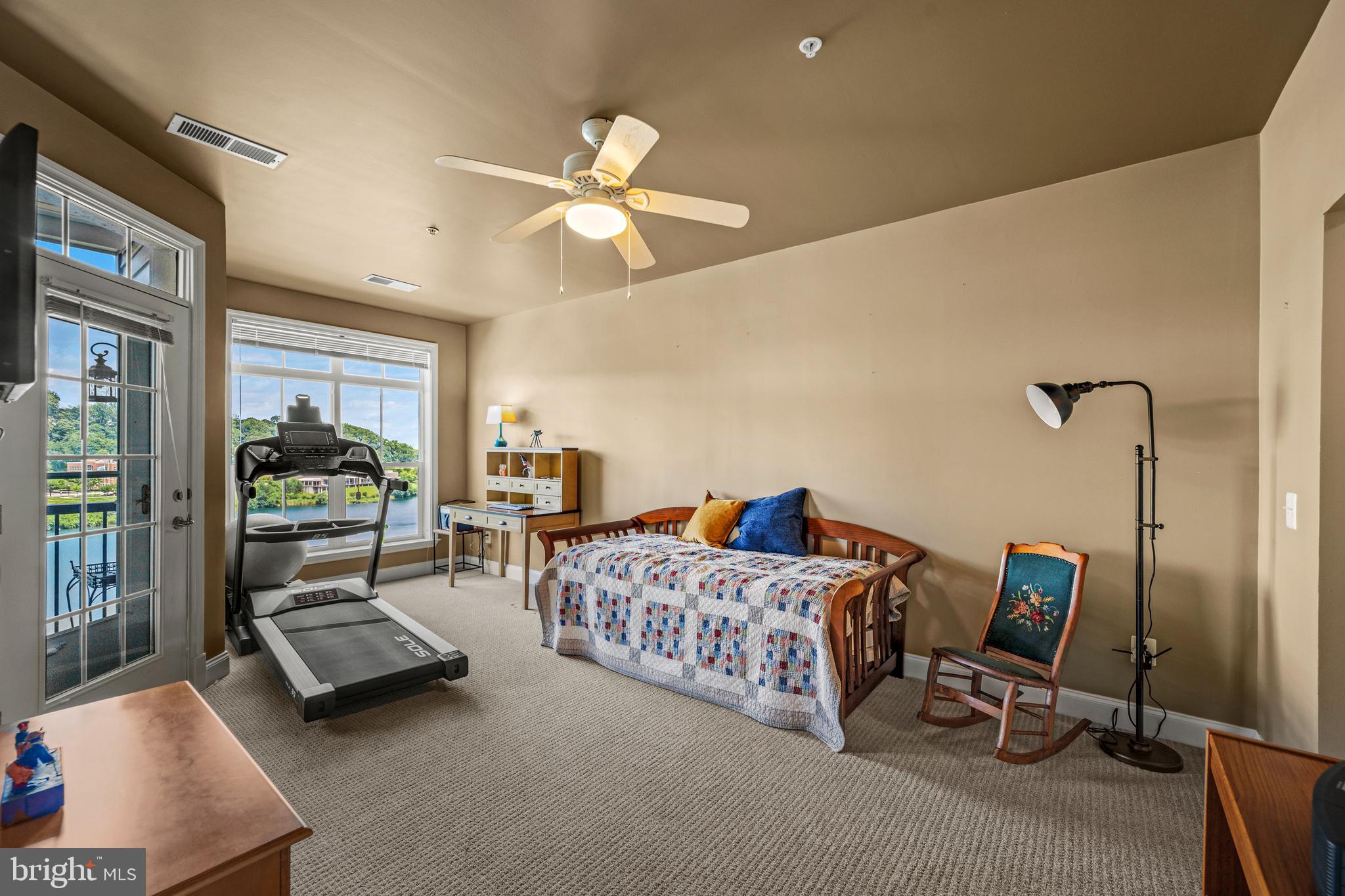 THE BLUFFS AT QUARRY LAKE - Residential