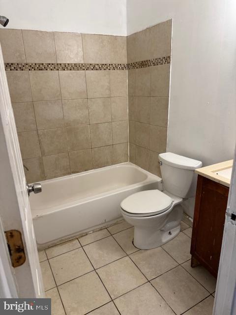 EDMONDSON VIILLAGE - Residential Lease