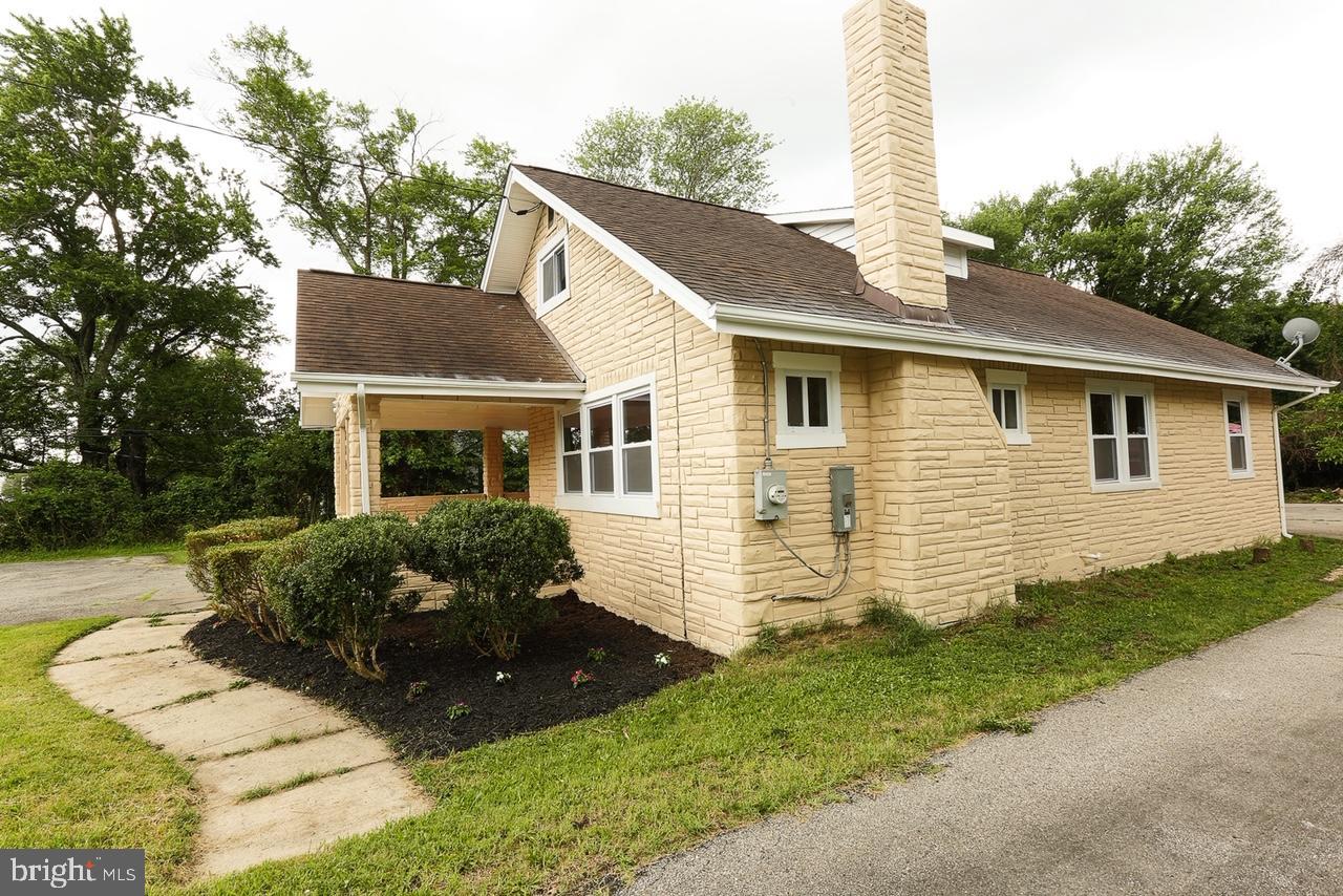 CLINTON - Residential