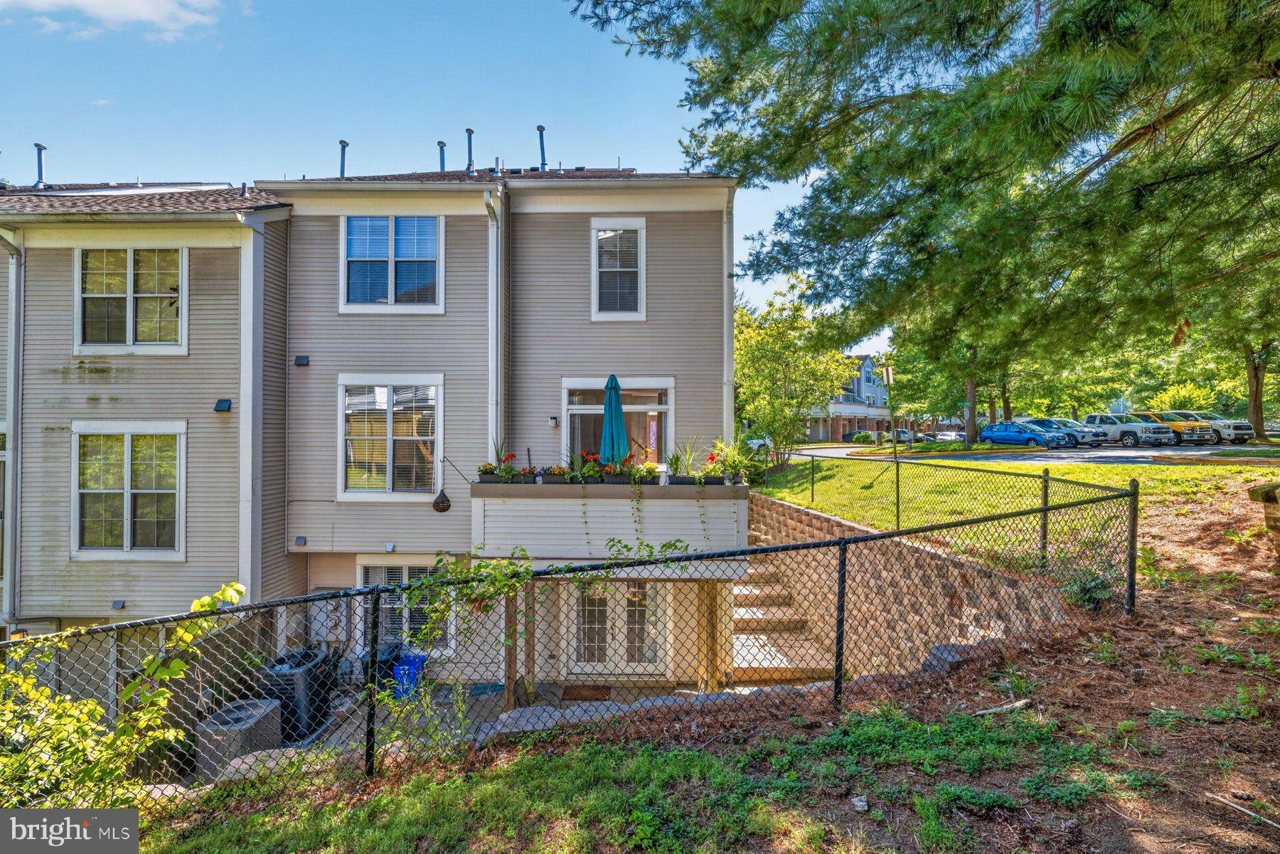 FOREST BROOKE - Residential