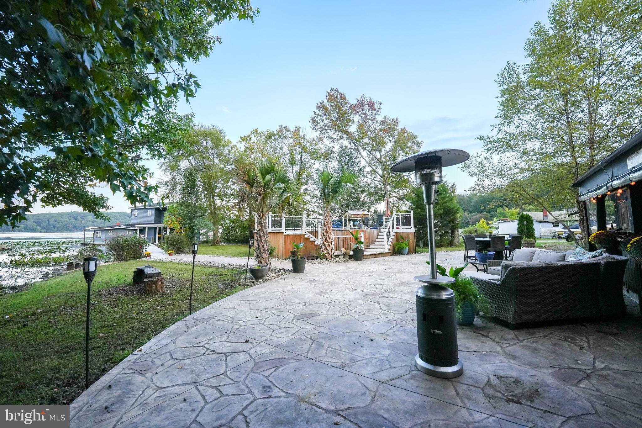 WILLOW LANDING - Residential Lease