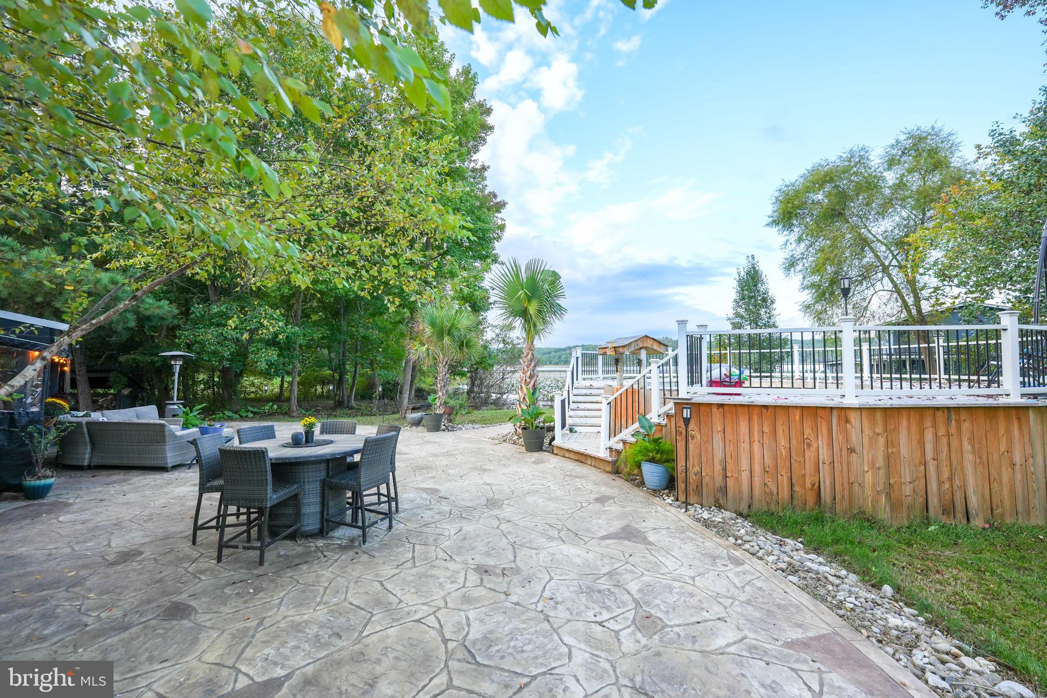 WILLOW LANDING - Residential Lease