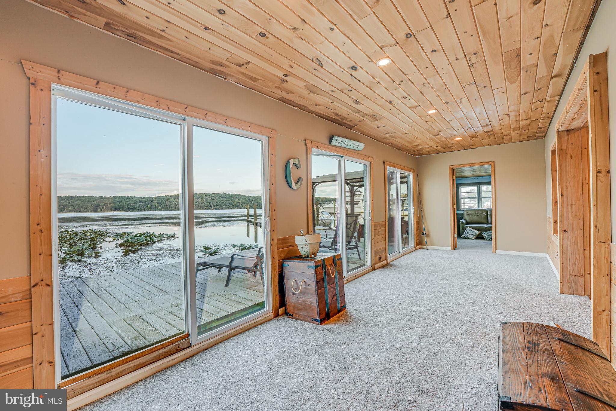 WILLOW LANDING - Residential Lease