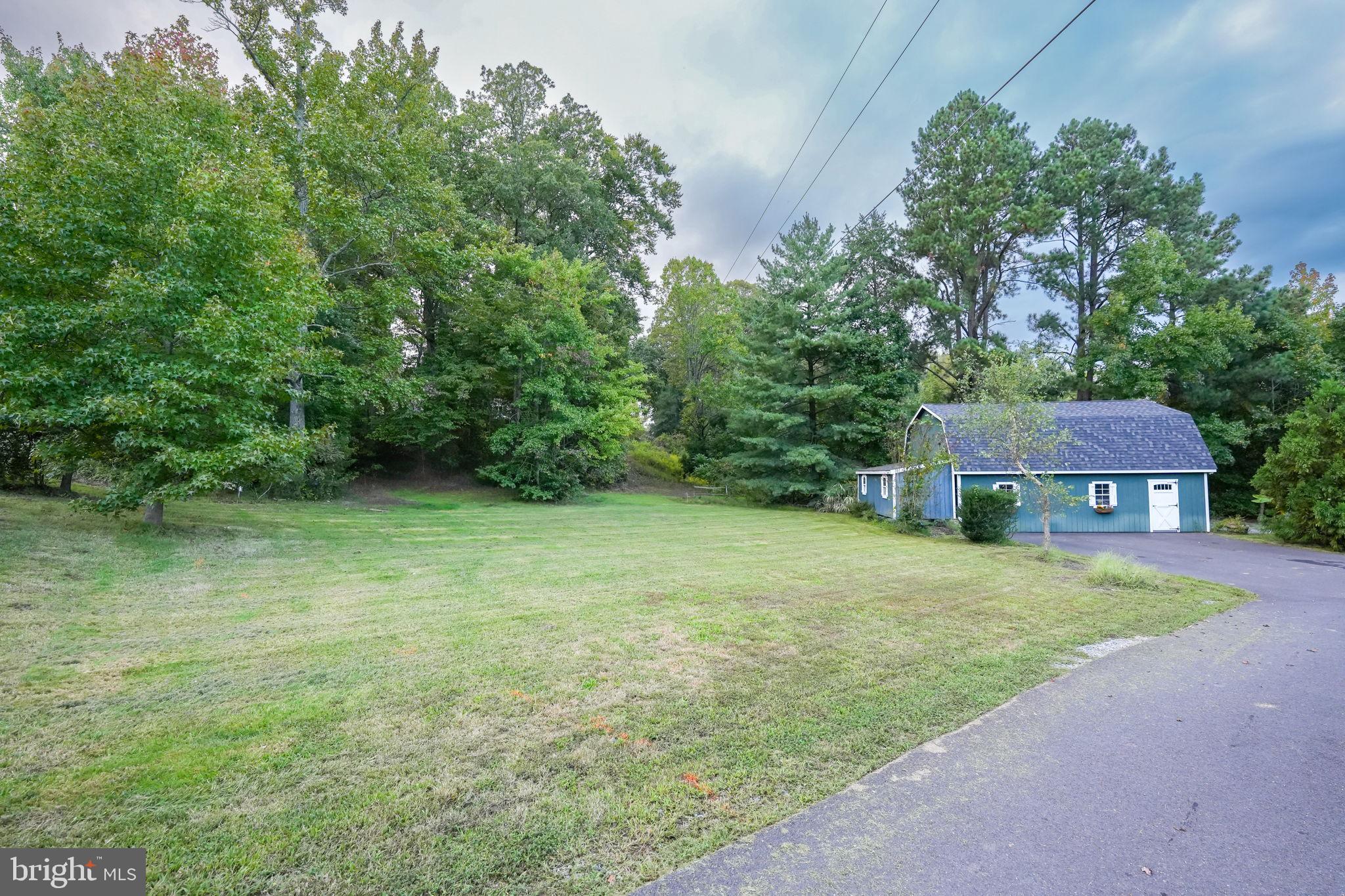 WILLOW LANDING - Residential Lease
