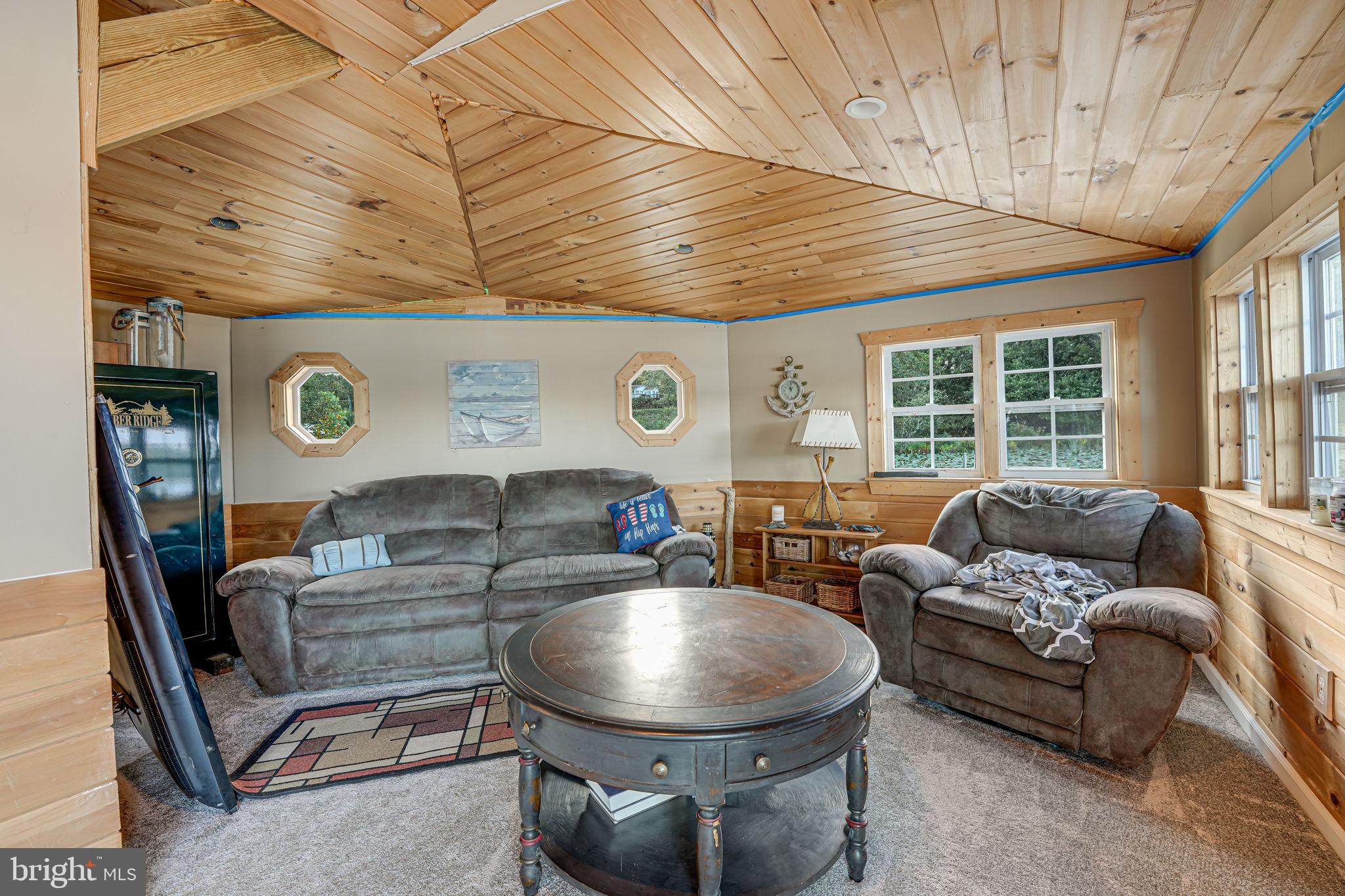 WILLOW LANDING - Residential Lease