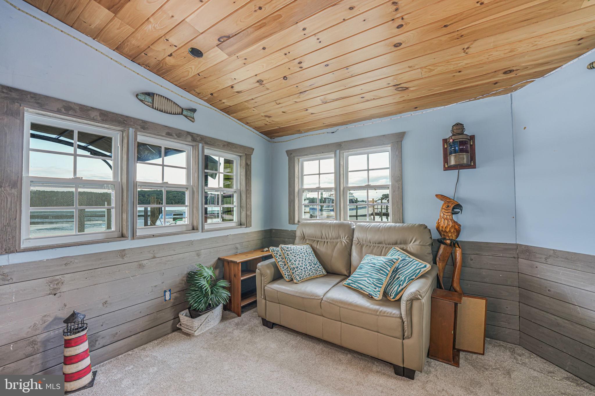 WILLOW LANDING - Residential Lease