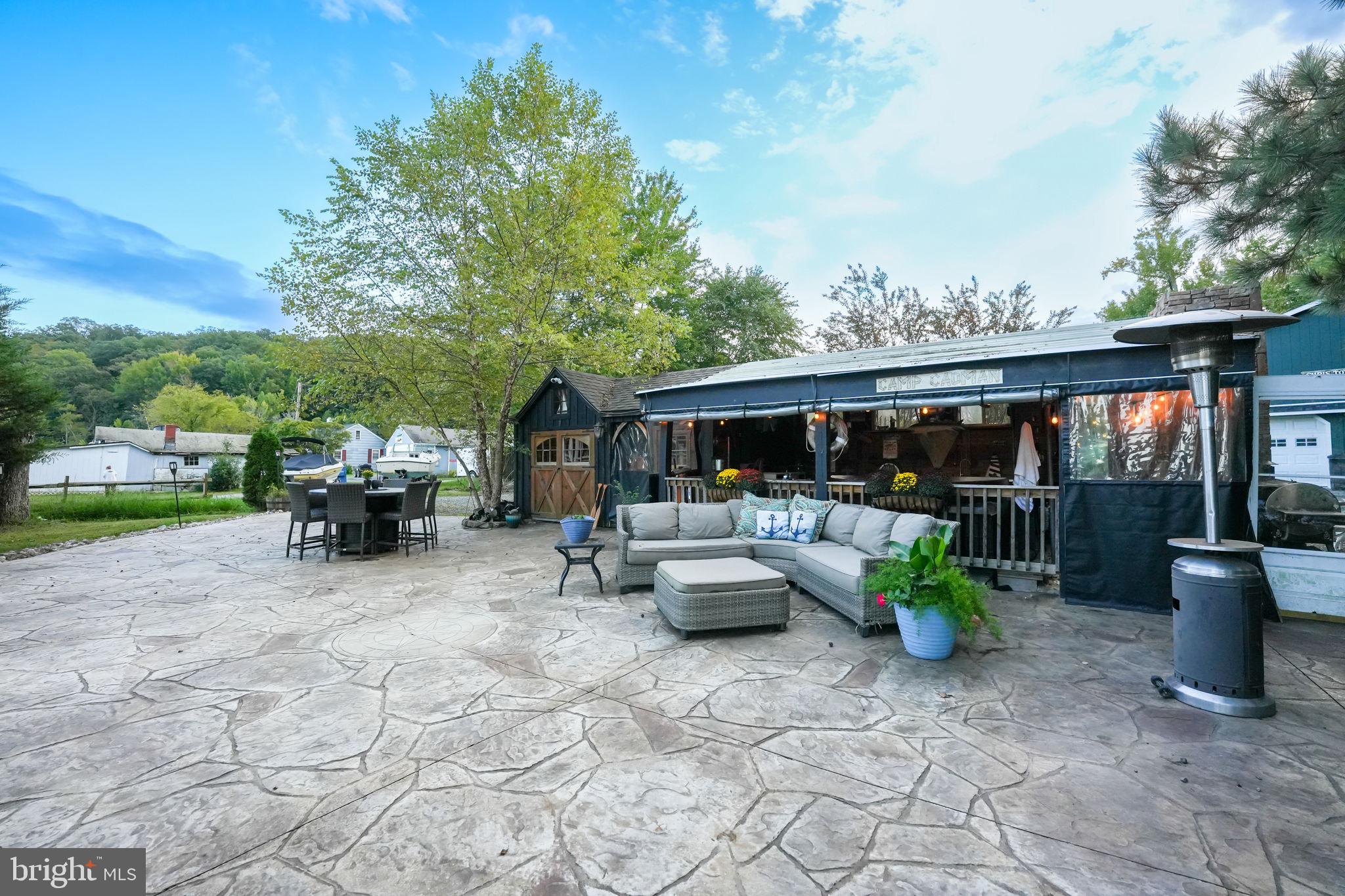 WILLOW LANDING - Residential Lease