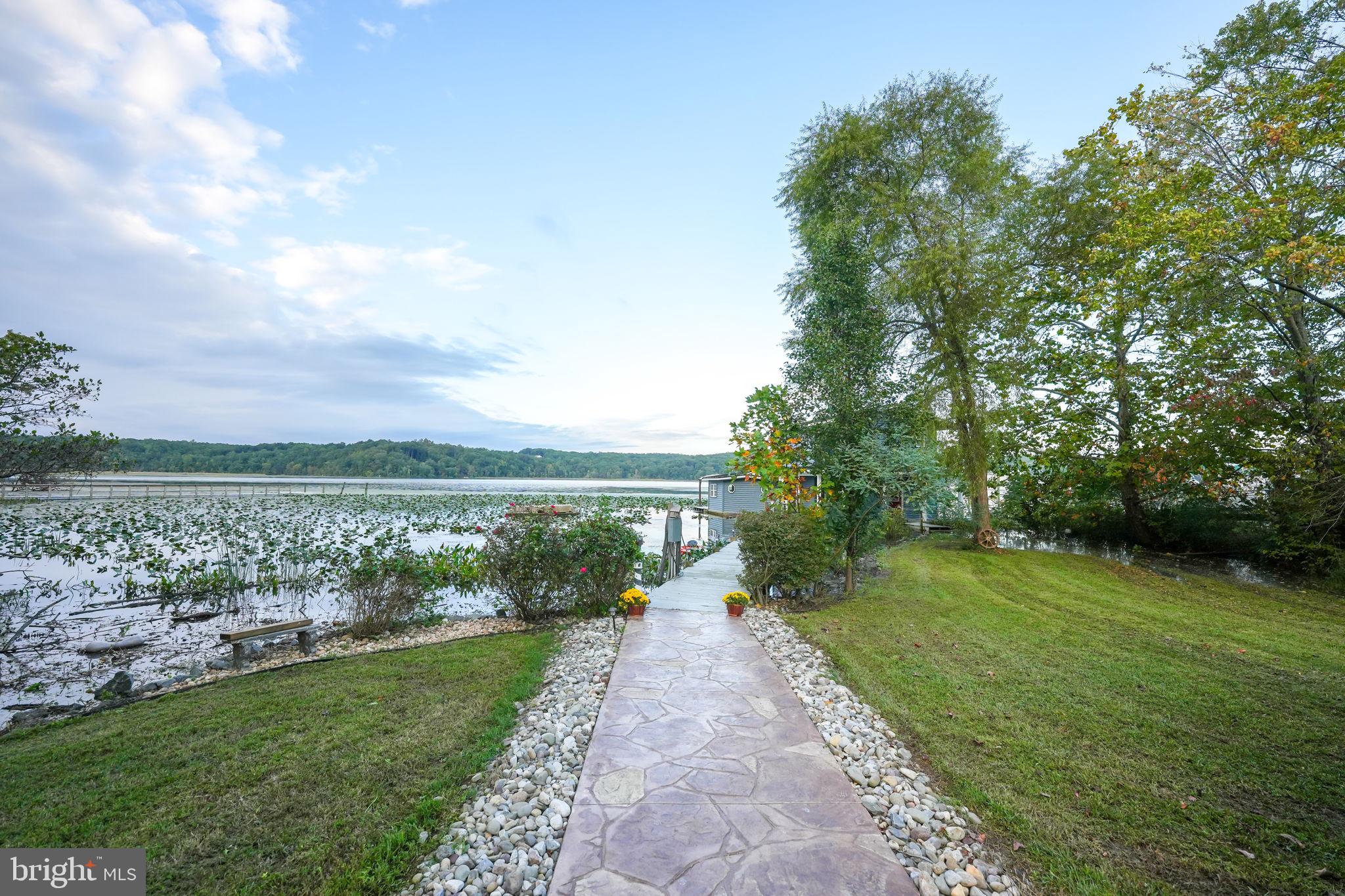 WILLOW LANDING - Residential Lease