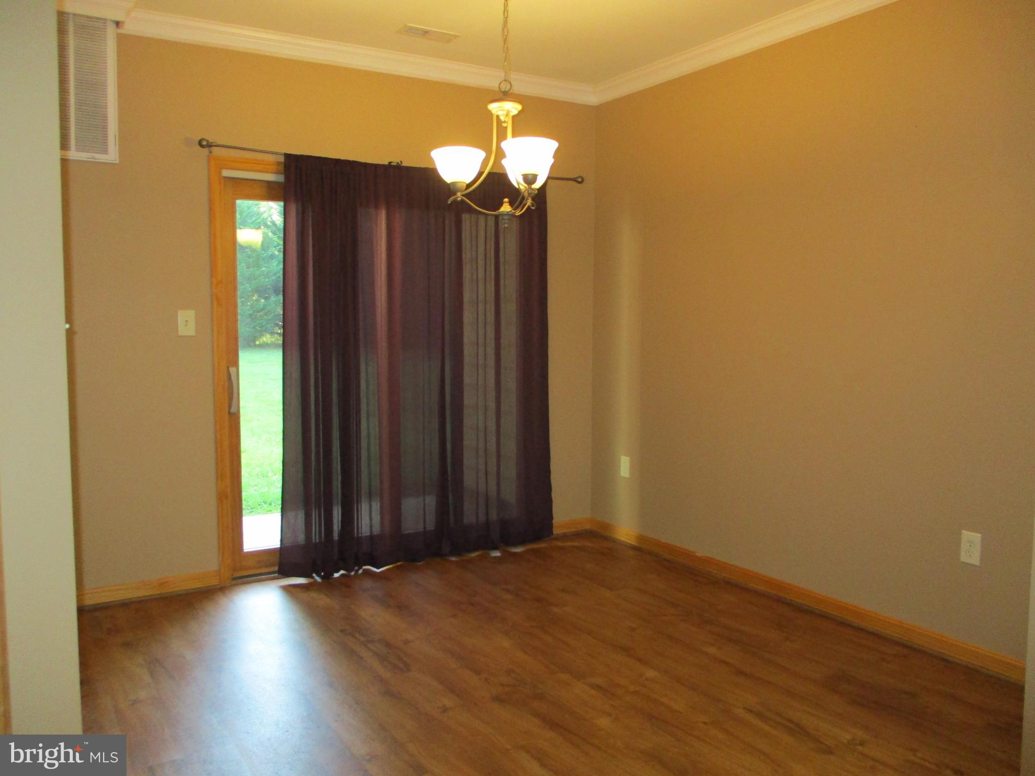 CHICKADEE CIRCLE - Residential Lease