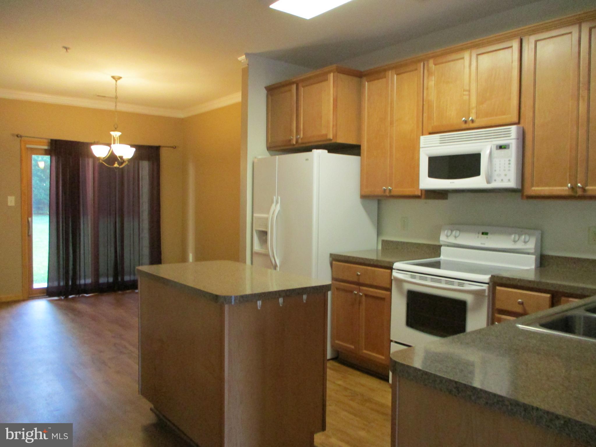 CHICKADEE CIRCLE - Residential Lease