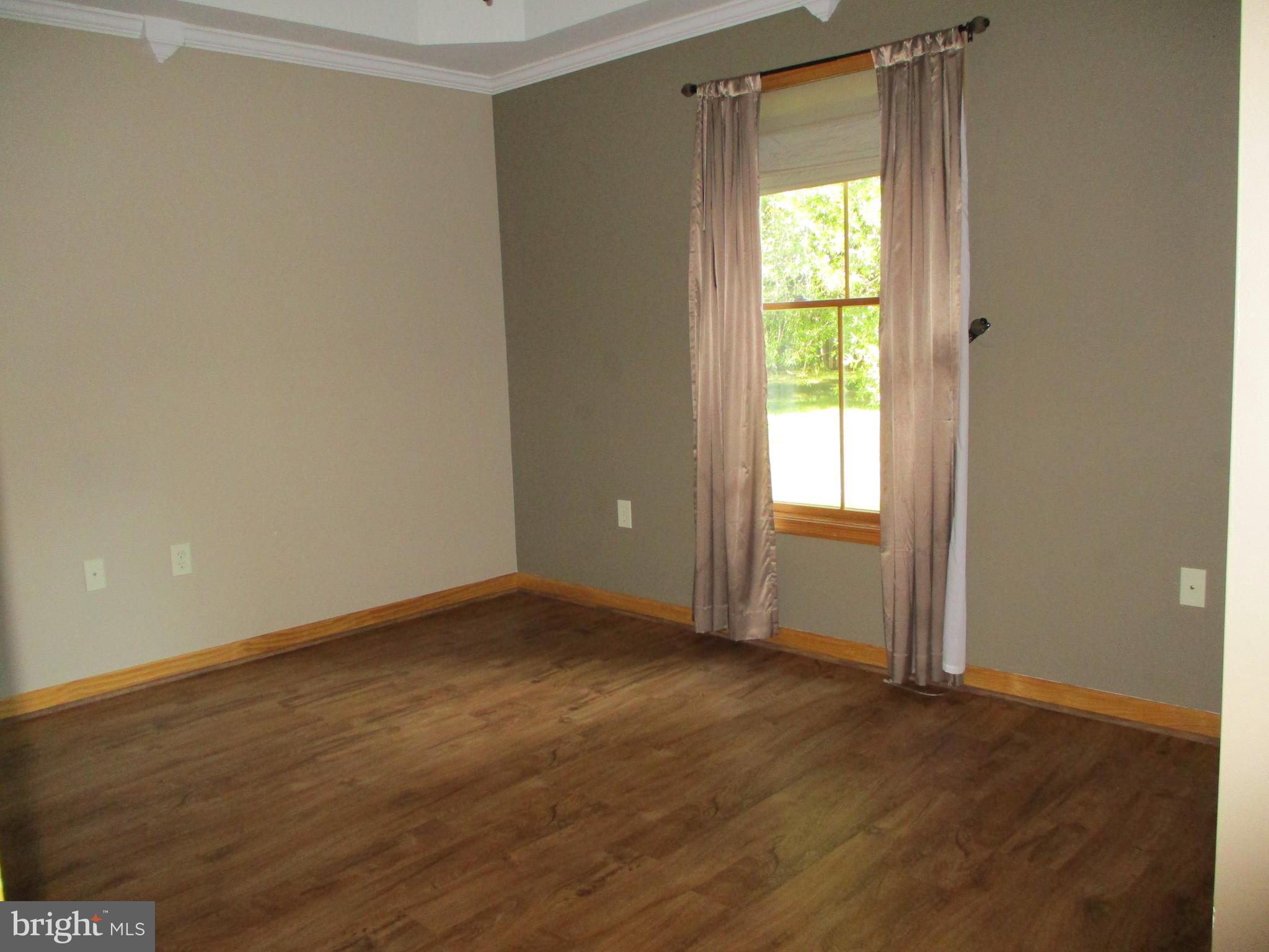 CHICKADEE CIRCLE - Residential Lease
